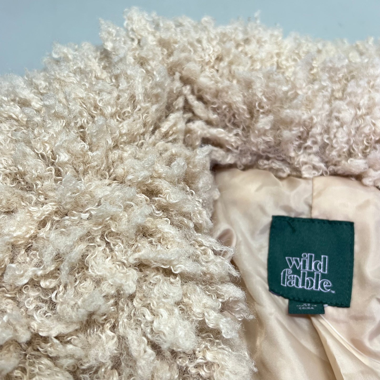 WILD FABLE Collared Shaggy Jacket 100% Polyester Lining Women's Sz XS Beige