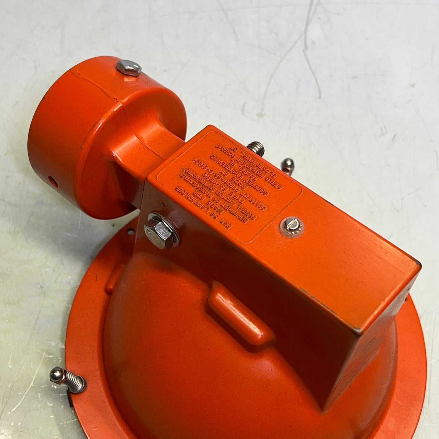 FLIGHT LIGHT Lampholder Kit Made For Department Of Transportation Orange PAR56