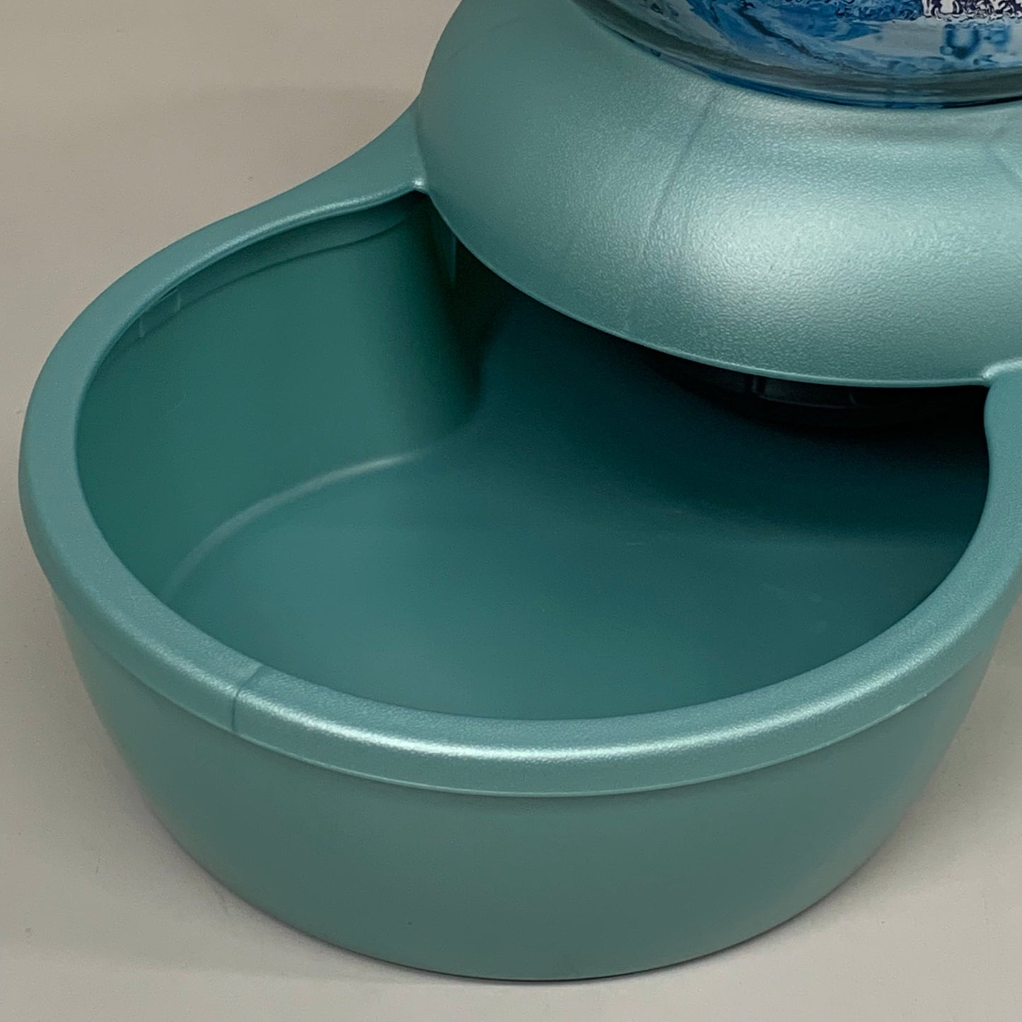 ZA@ PETMATE Pearl Relendish 24/7 Filtered Waterer w/ Microban 2.5 Gal Blue/Green 24518 C