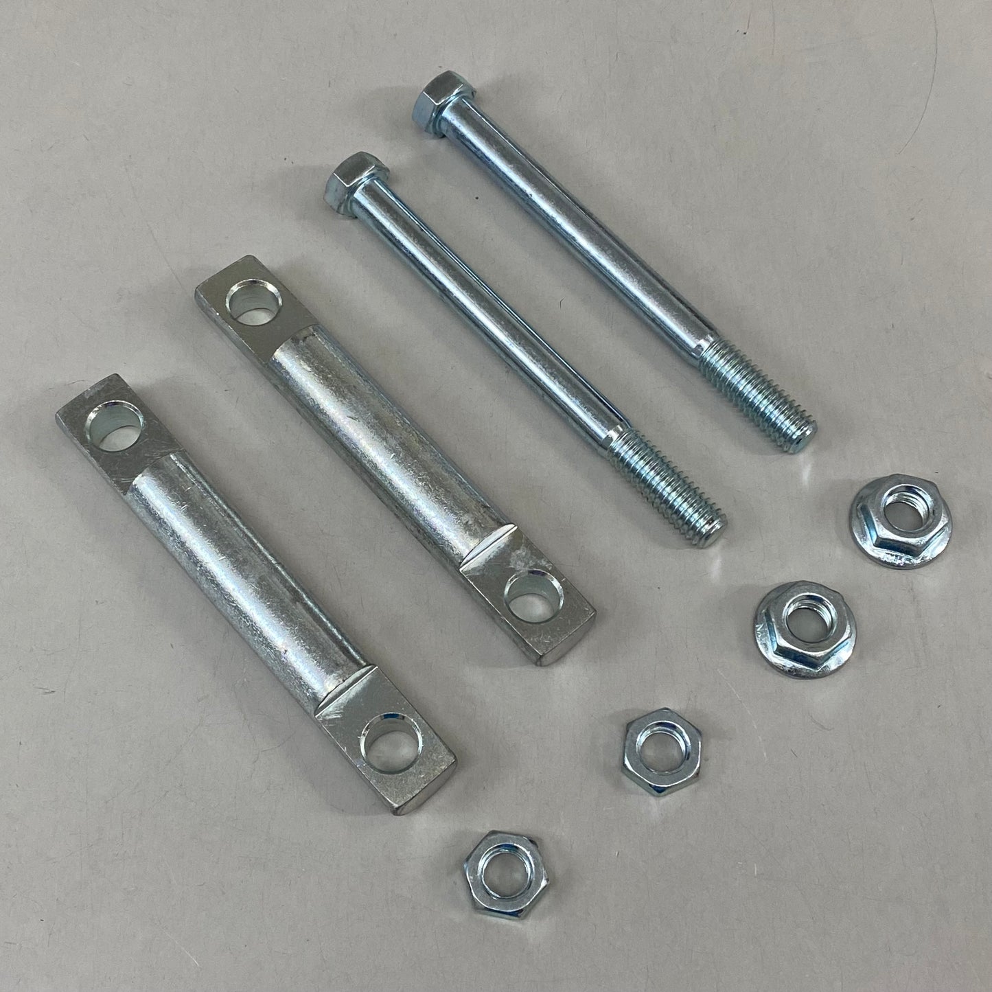 BLUE OX Single Pull Hitch Immobilizer For Vehicle Theft Deterrent Chrome BX88372 (New Other- Slightly Distressed Packaging)