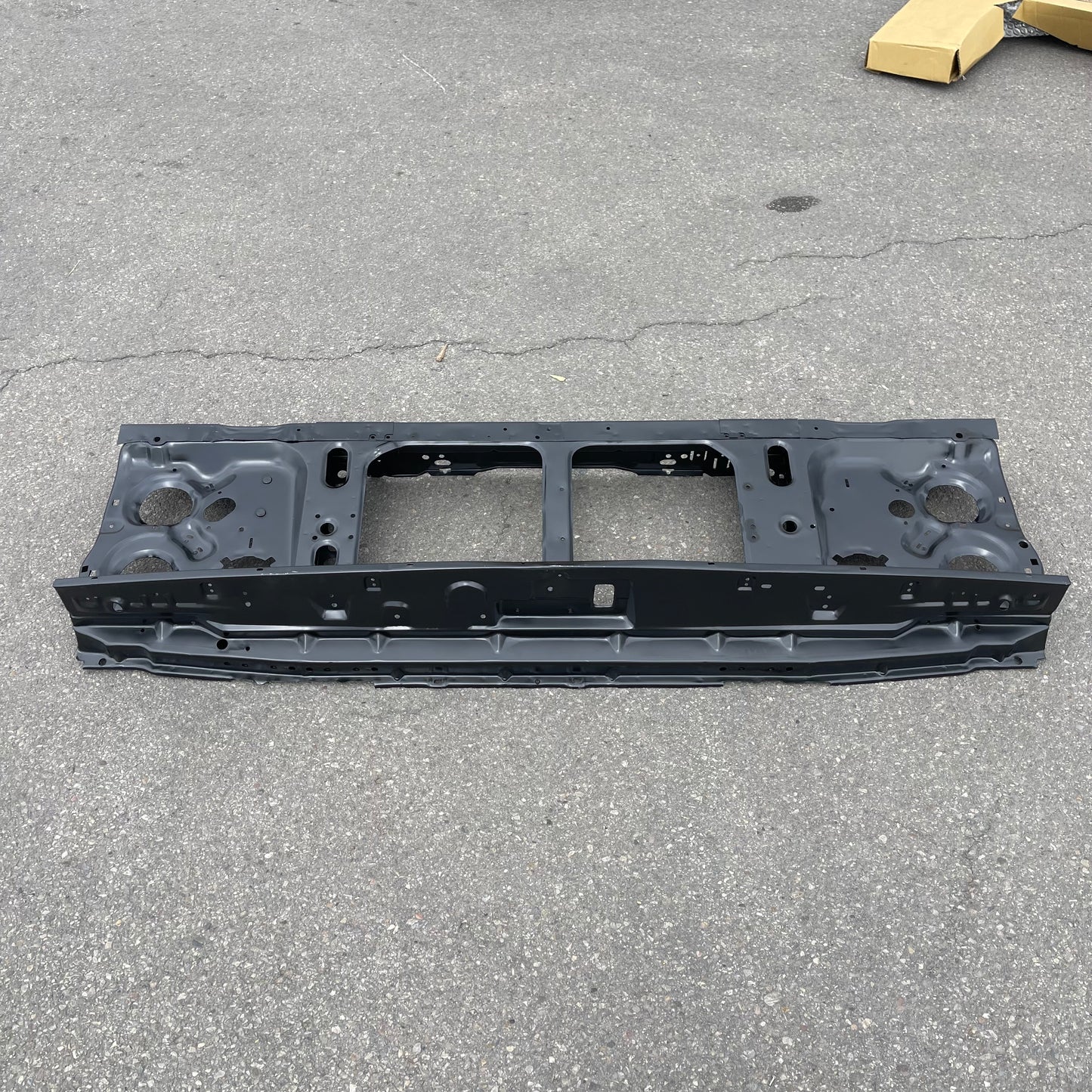 ZA@ LMC TRUCK Radiator Support Panel for Chevrolet Truck 1981-1986, Black CV9100090-0000 (AS-IS)