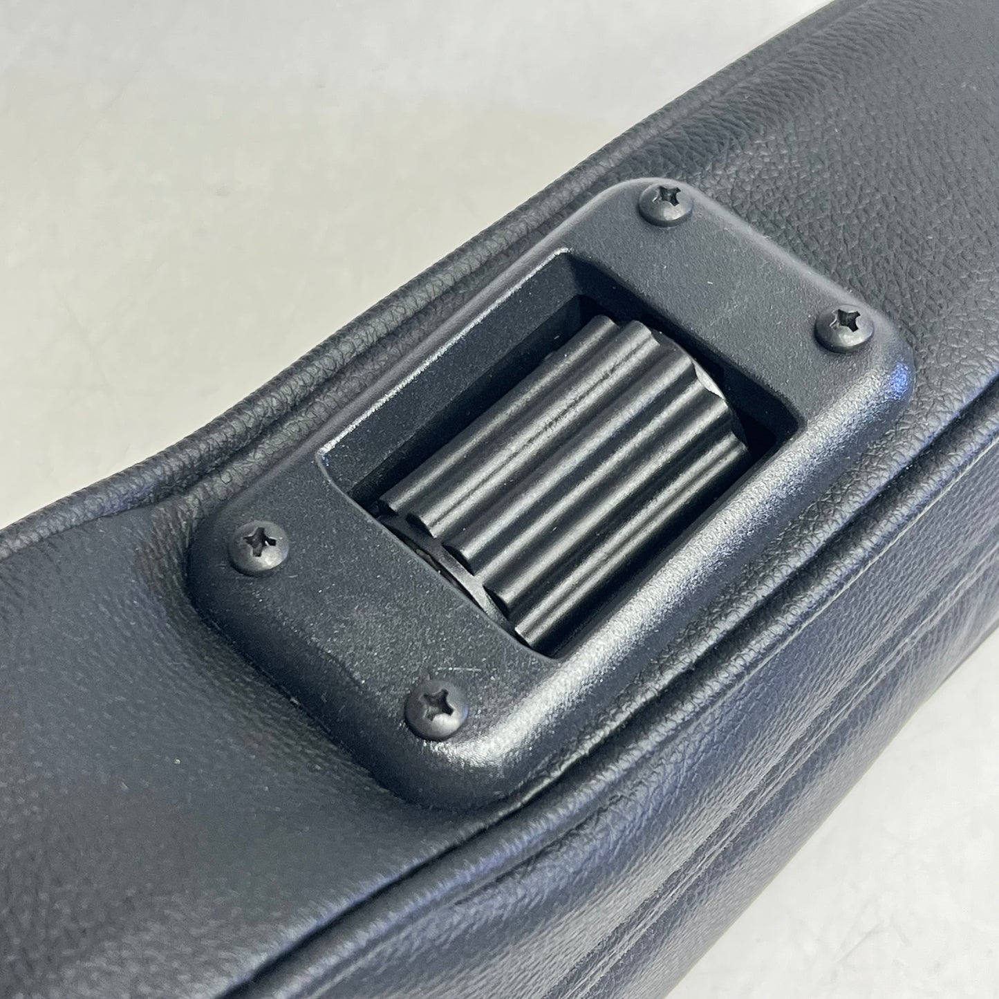 (SET OF 2) Universal Truck Arm Rest for Drivers & Passenger Side 19"x3" Black