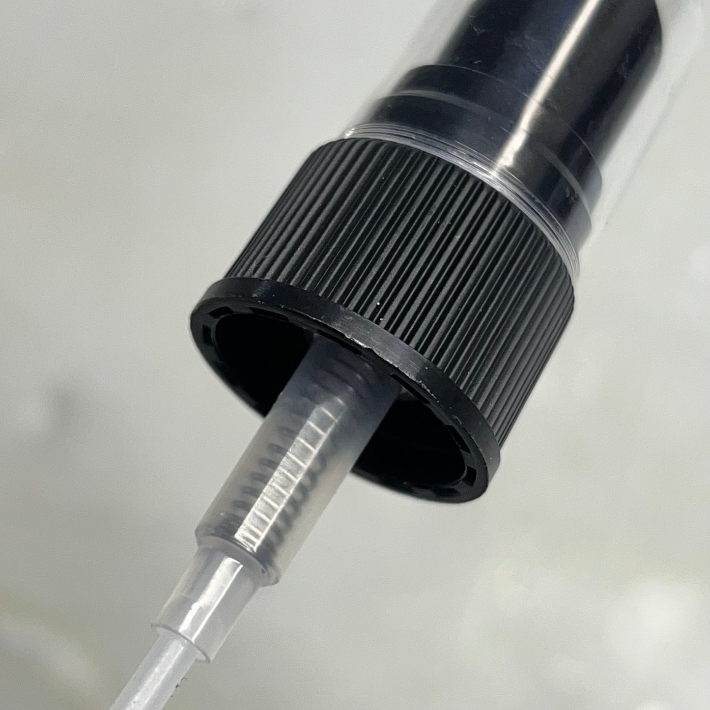 ZA@ SKS (144 PACK) Tube Sprayer Misting Caps 20/410 Black/Clear 2580-47