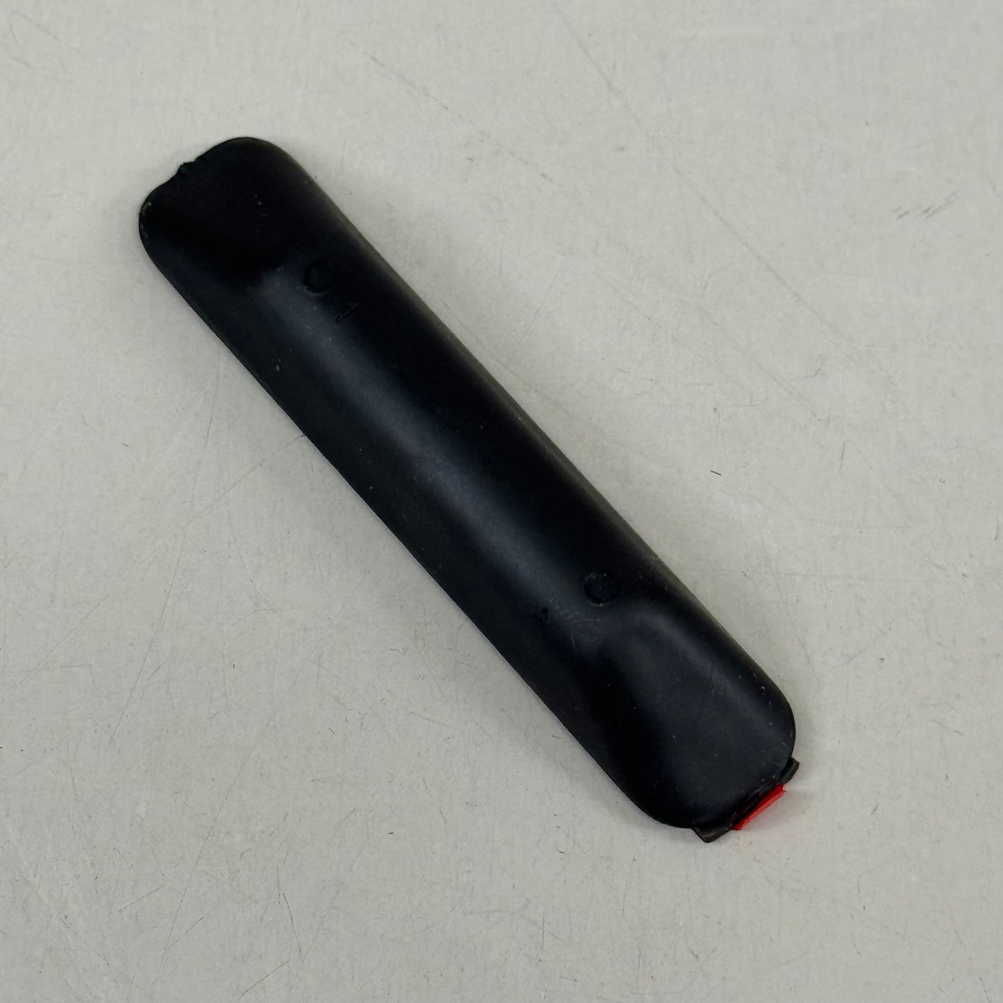 APAX (100 Pack) Self Adhesive Rubber Safety Bumper A Panel Cab 5/8"x3" Black 321-B0023