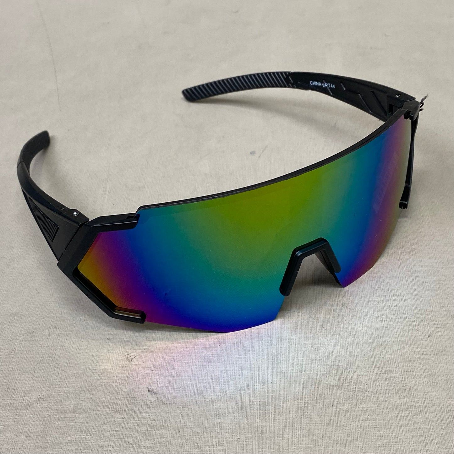 KING STRIKER (6 Pack) Assorted Polarized Sunglasses Shatterproof Polycarbonate Men's Assorted (Copy)