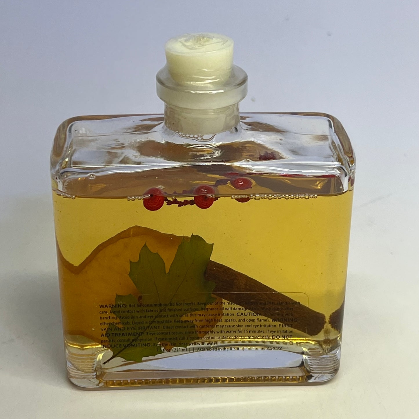 ANDALUCA Apple Cinnamon Reed Diffuser Botanical Fragrance 7.5 fl oz  Amber