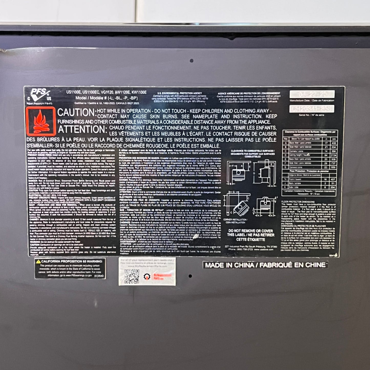 ASHLEY HEARTH Firewood Indoor Stove 68,000 BTUs 1,200sq Ft Black AW1120E-P