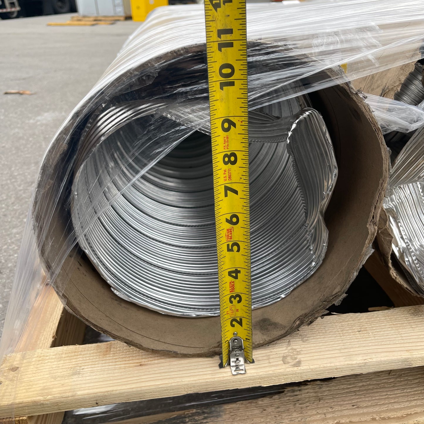 ZA@ Pallet of FLEXAUST (3-Pack) Bendway Industrial Hose 10 ft 4951000010A (AS-IS)