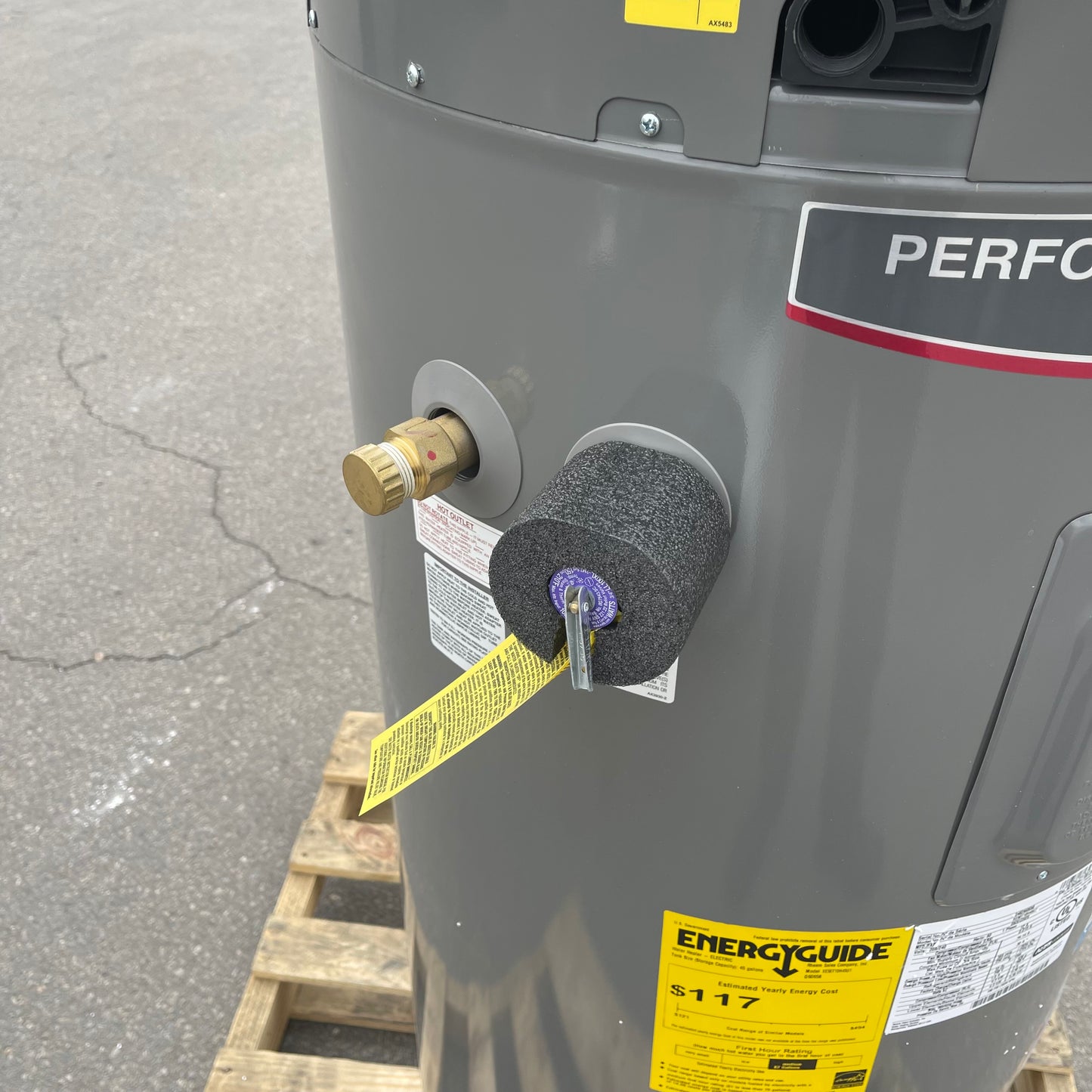 Z@ RHEEM Hybrid Electric Water Heater 50 gal Grey XE50T10H45U1 (New, Small Dent)