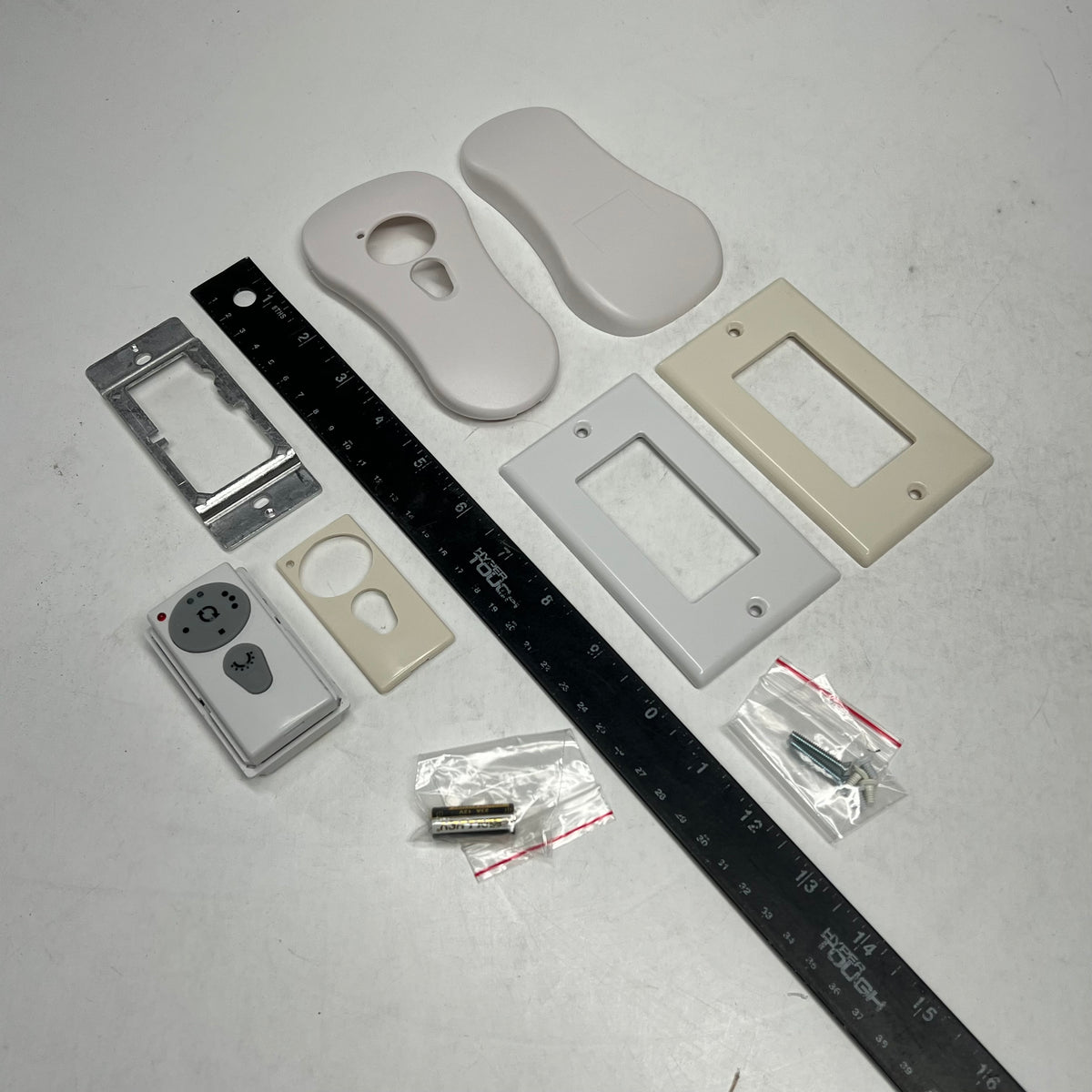 GENERATION LIGHTING Universal Wall & Hand-Held Remote Transmitter White