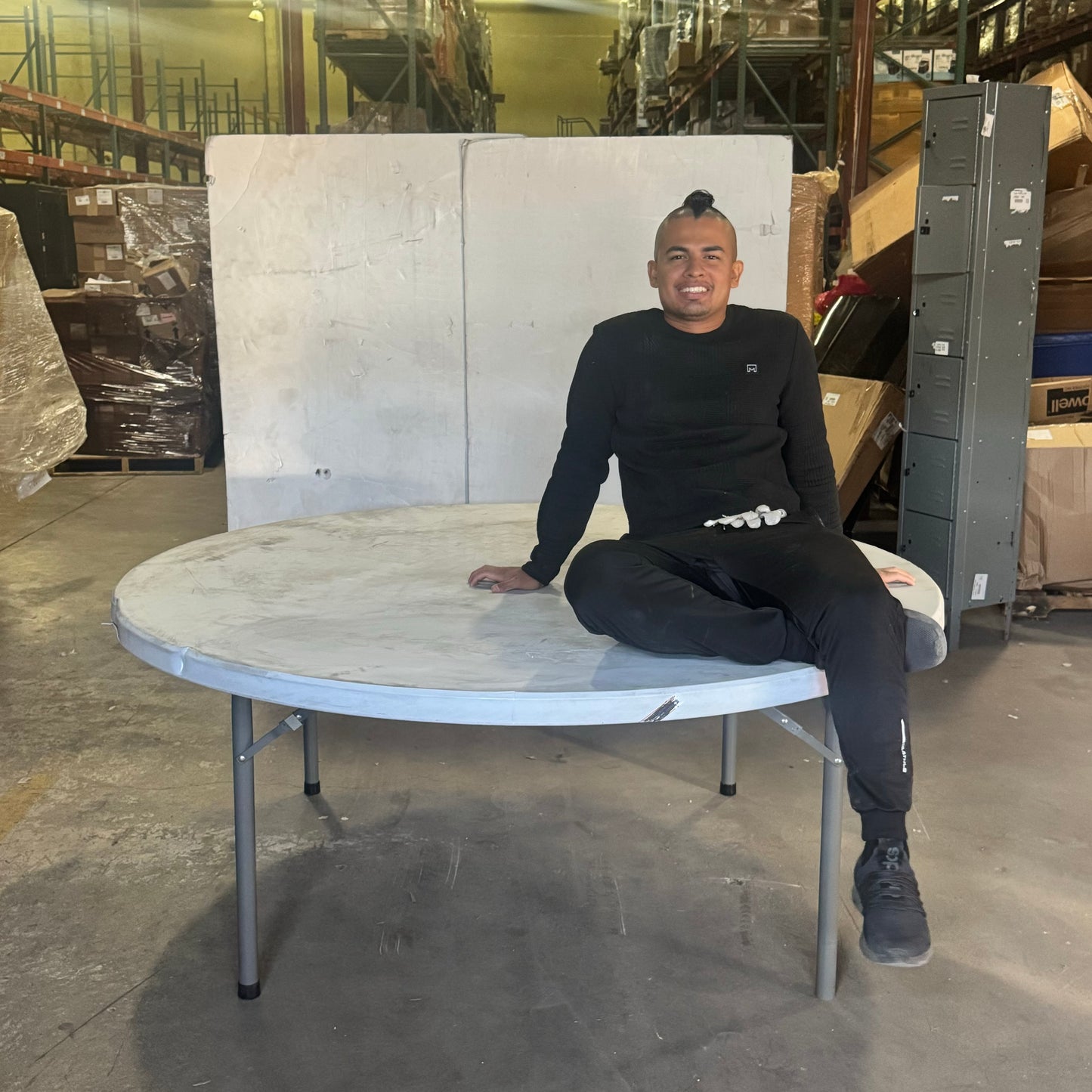 ZA Round Plastic Table, Grey Sz 70”Dx29”H (ASIS, Damage) PayWut