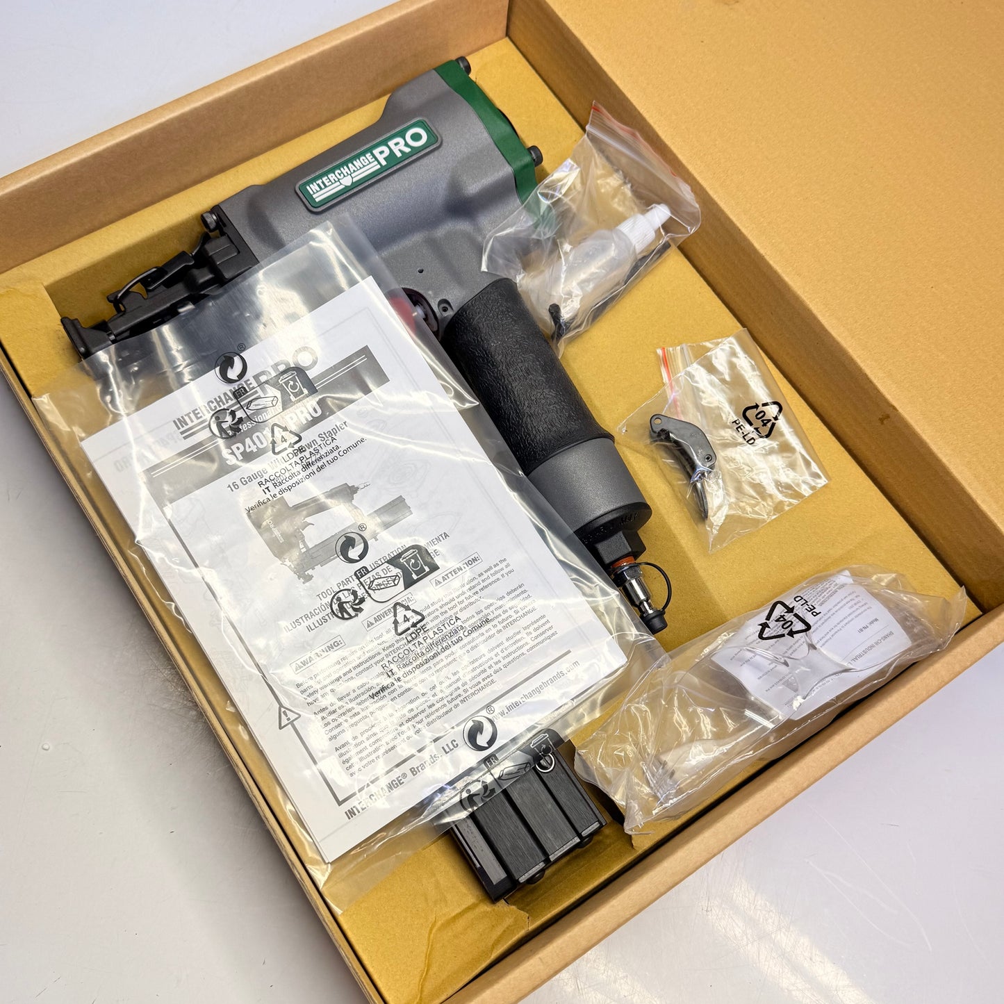 INTERCHANGE BRANDS 16 Gauge Wide Crown Stapler 1" Crown Black SP4016PRO