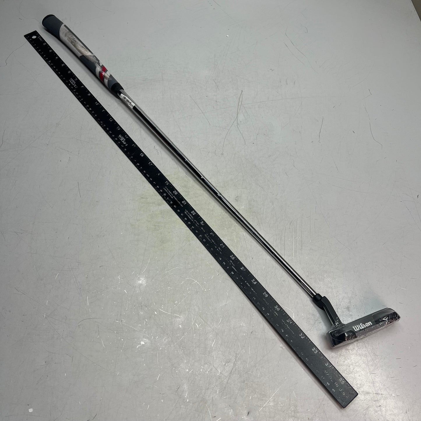 ZA@ WILSON Harmonized X1 Putter RIGHT Standard Grip 34" Chrome/Grey WG1R03690134 (As-Is) Distressed Handle Grip (See Images)