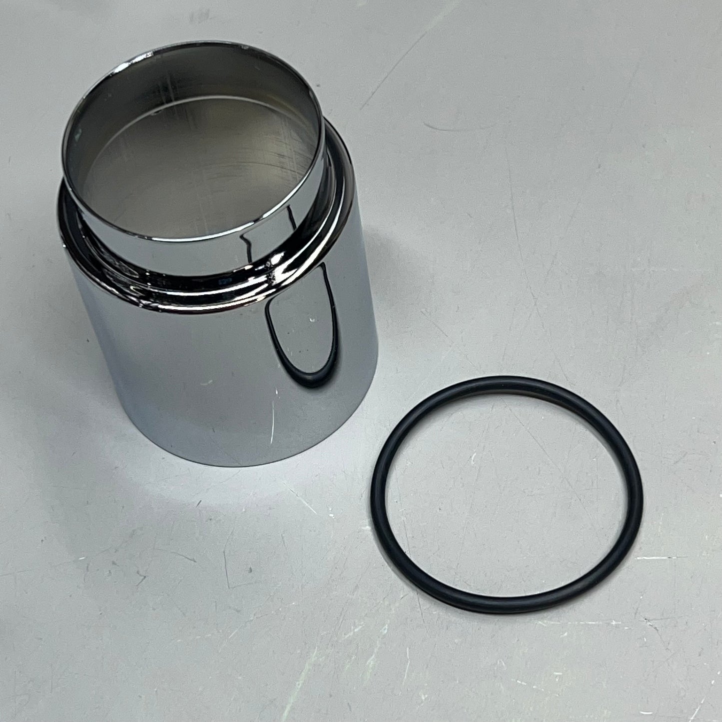 CHICAGO FAUCET Tub & Shower Fitting 1.5" Gpm 80 Psi  20 To 125 Psi 1907-622LCP