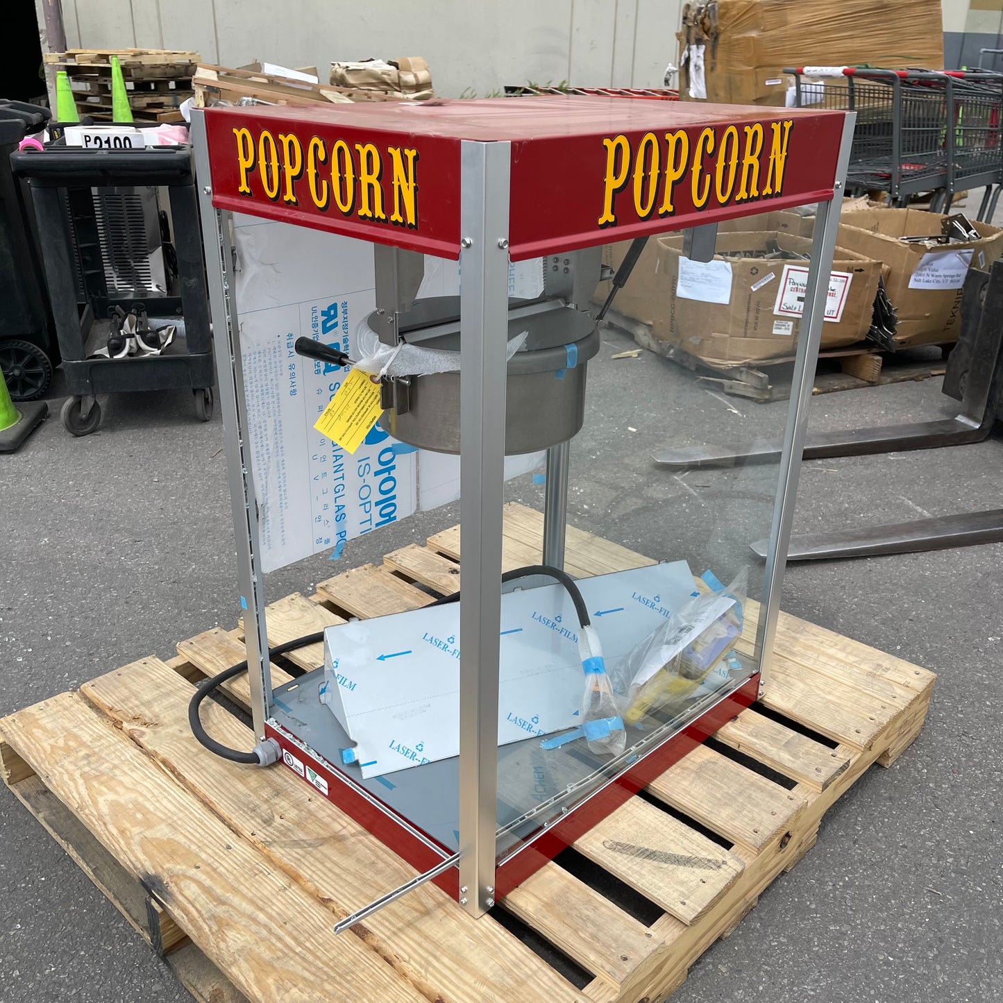 ZA@ Pallet of PARAGON Theater Pop 16 Popcorn Machine 1116110 (AS-IS)