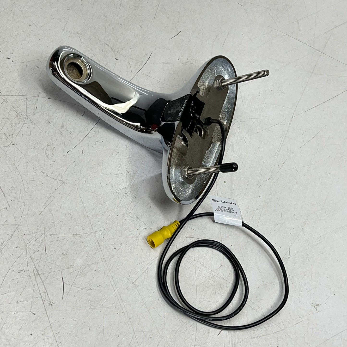 SLOAN Hardwired-powered Deck Mounted Low Integrated Faucet Chrome ETF-600