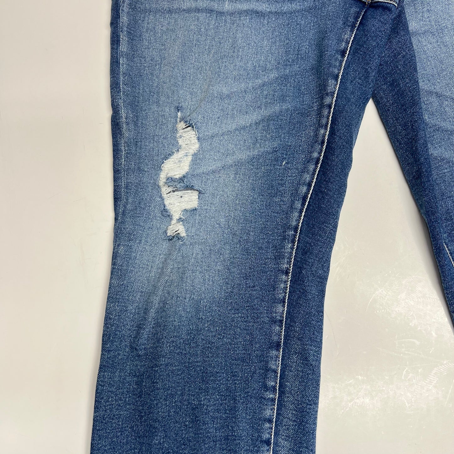 JAG Carter Girlfriend Jean Distressed Women's Sz 10/26 Light Wash J2874SAT307