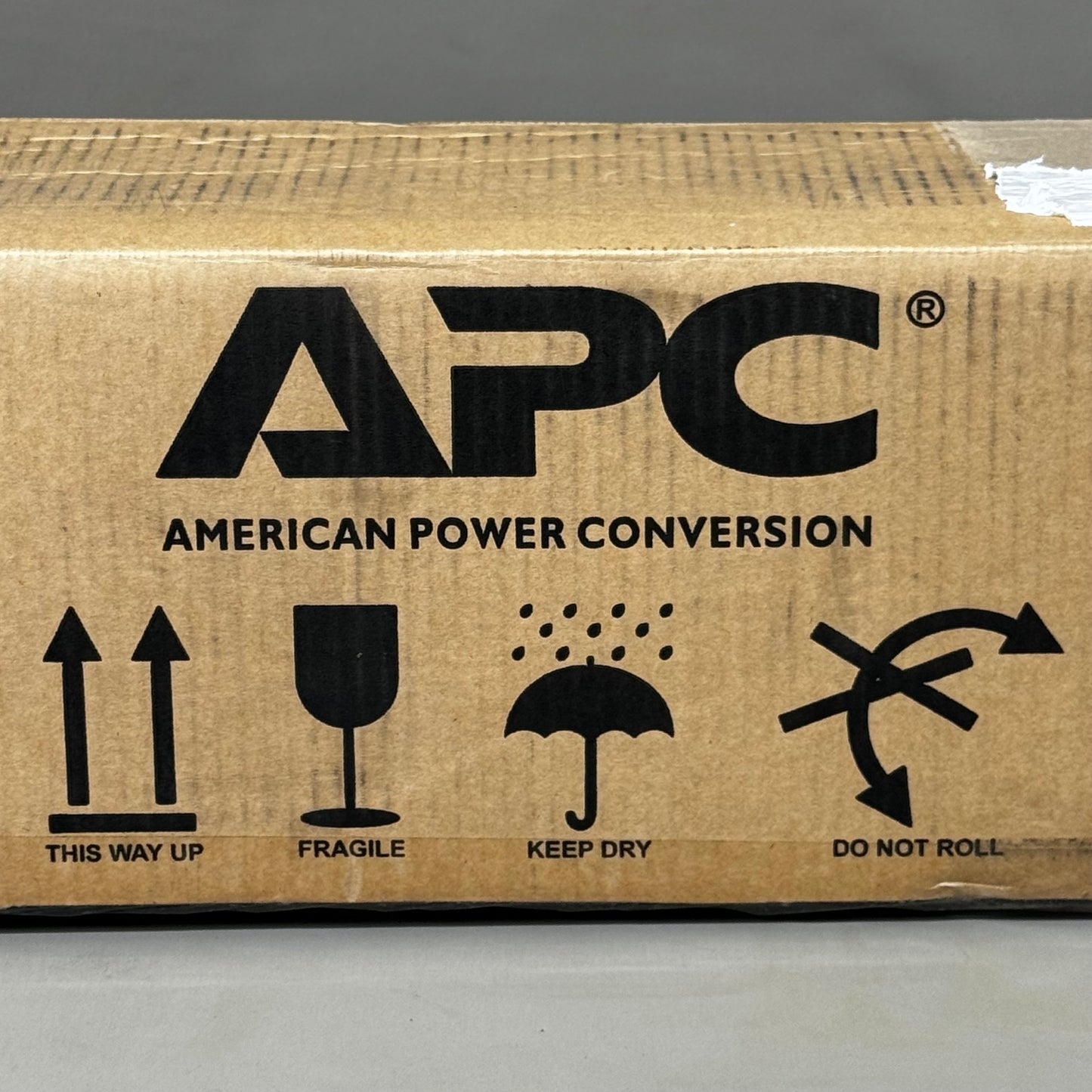 SCHNEIDER ELECTRIC APC High Performance UPS Battery Module 12V 7 AMP SYBTU1-PLP