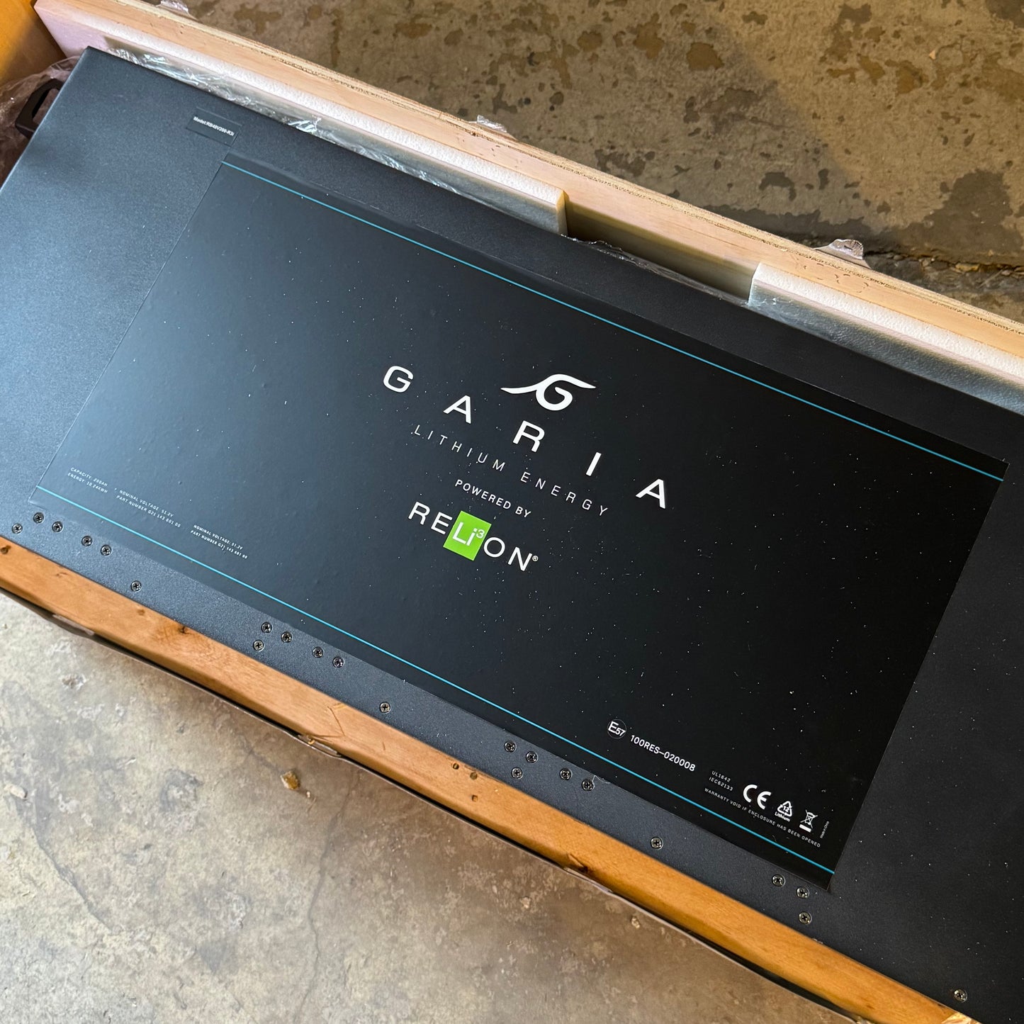 GARIA Relion Lithium Battery 200Ah Sz 38"L x 14.5"W x 12"H, Black RB48V200-R3i