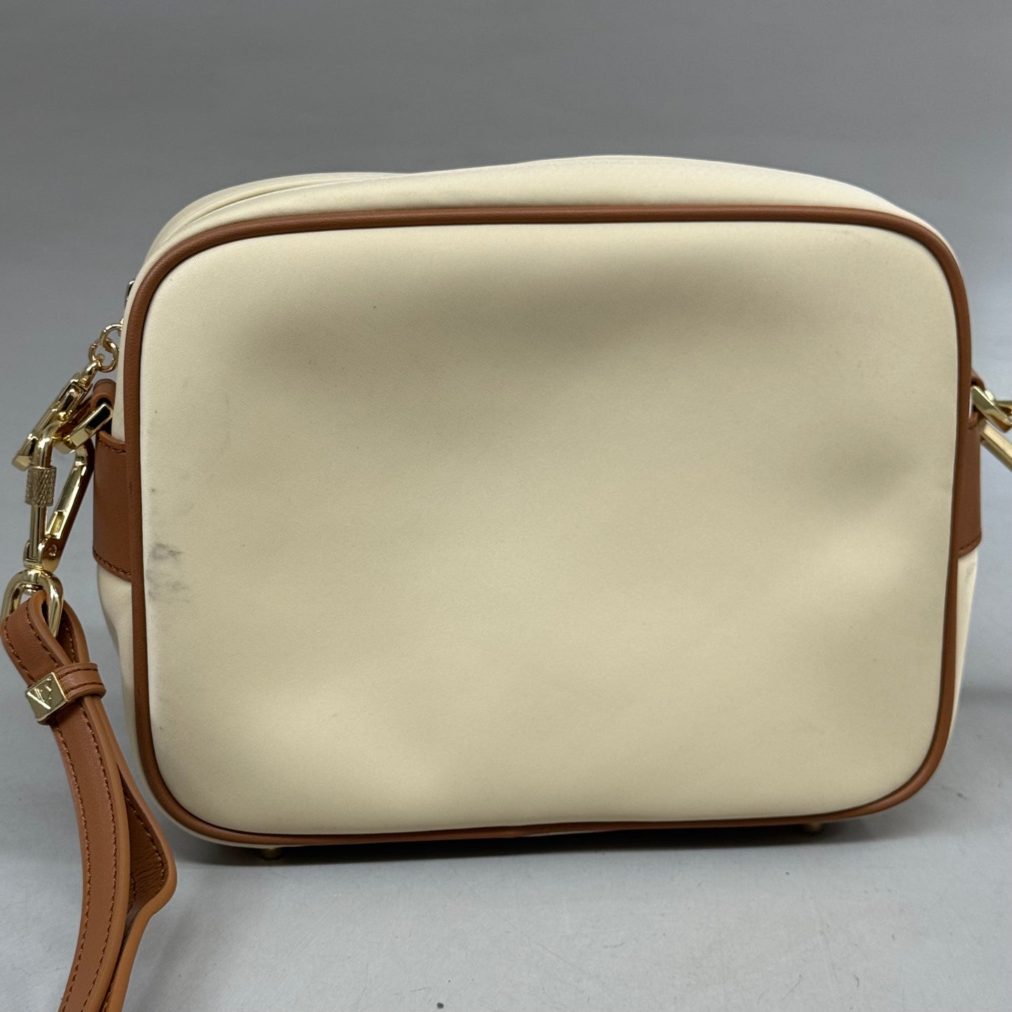 ARDEN COVE Crissy Full Crossbody Nylon Anti-theft Bag W/ Locking Straps Cream (New Without Tags)