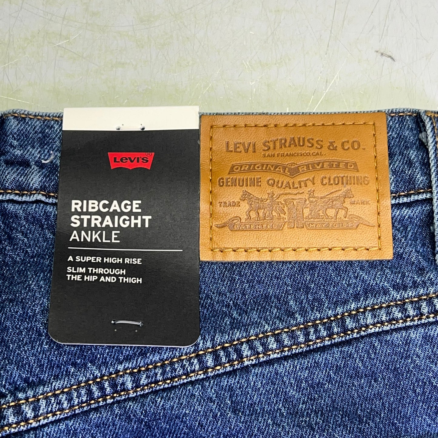 LEVIS Ribcage Western Yoke Jeans Women's Sz 29 x 27 Dark Wash 0049U0001