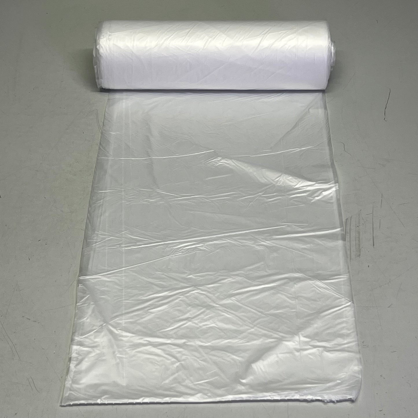 STAPLES CONTRACT & COMMERCIAL LLC (250 Bags) Can Liner Trash 40"W x 48"L White 011064521