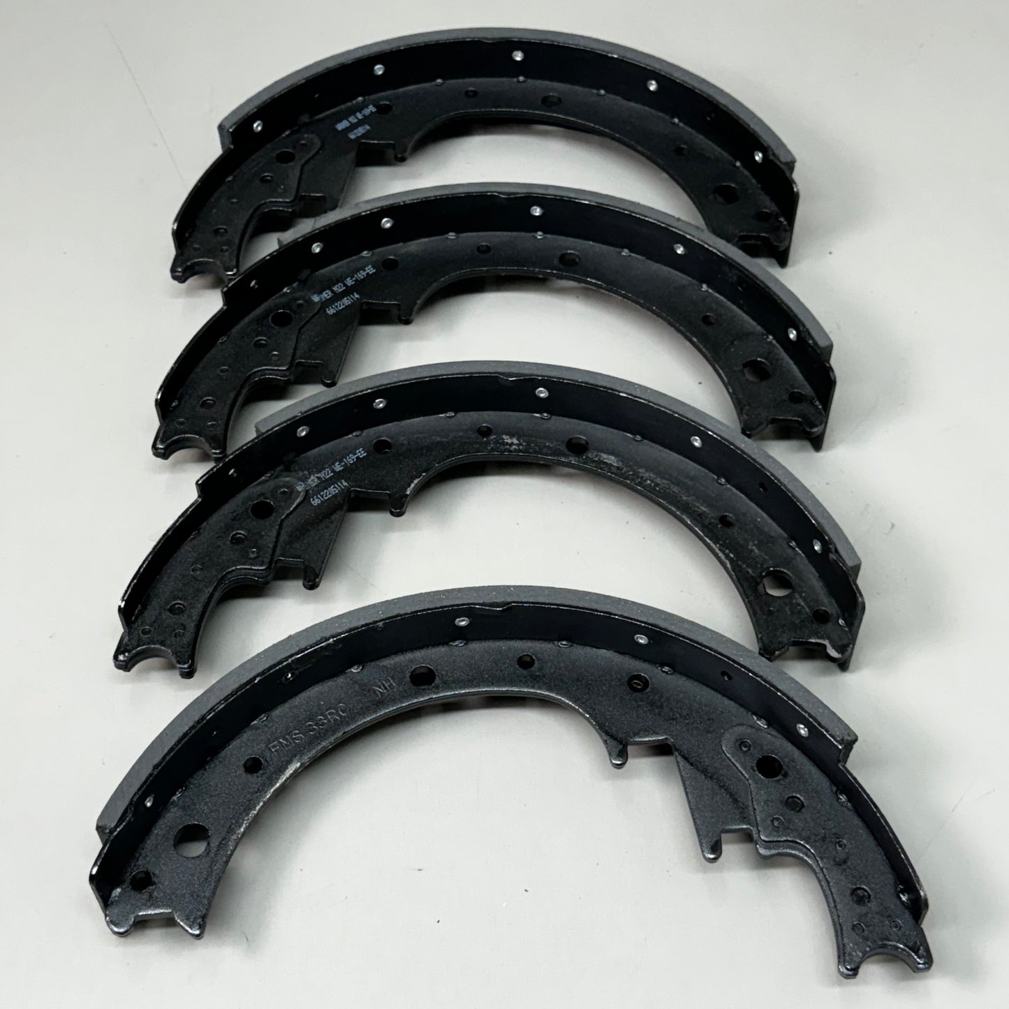 WAGNER QS Ceramic Disc Brake Shoes Set 11 1/2" x 5 1/2" Black Z23DR