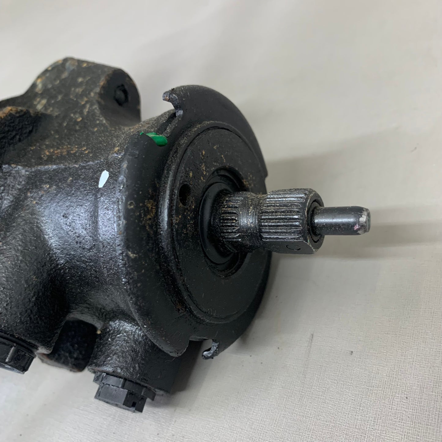 OEM Steering Gear for Chevrolet, GMC, & Cadillac Models 10106