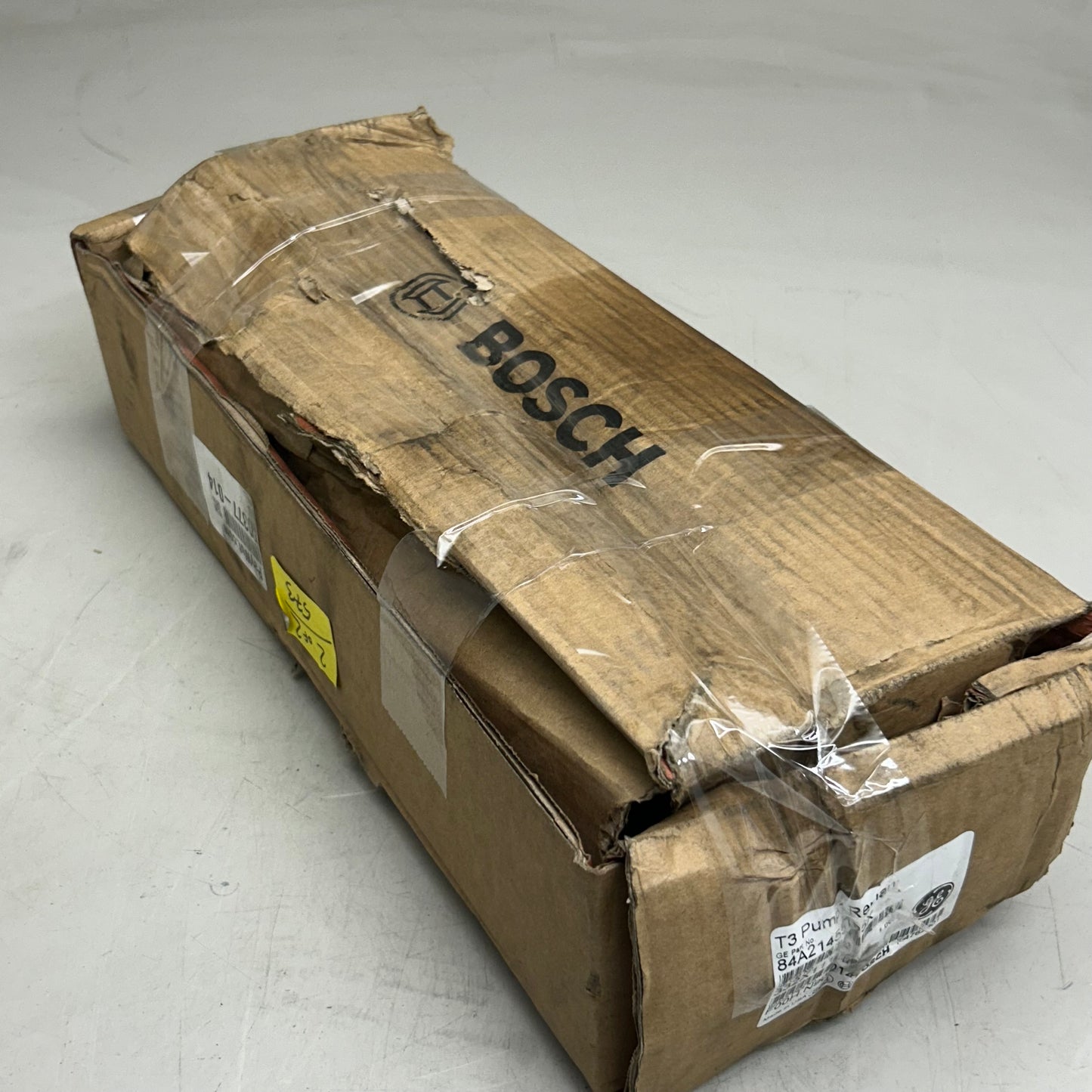 BOSCH Locomotive Fuel Injection Pump 15" Grey 332X116R (Distressed Packaging)