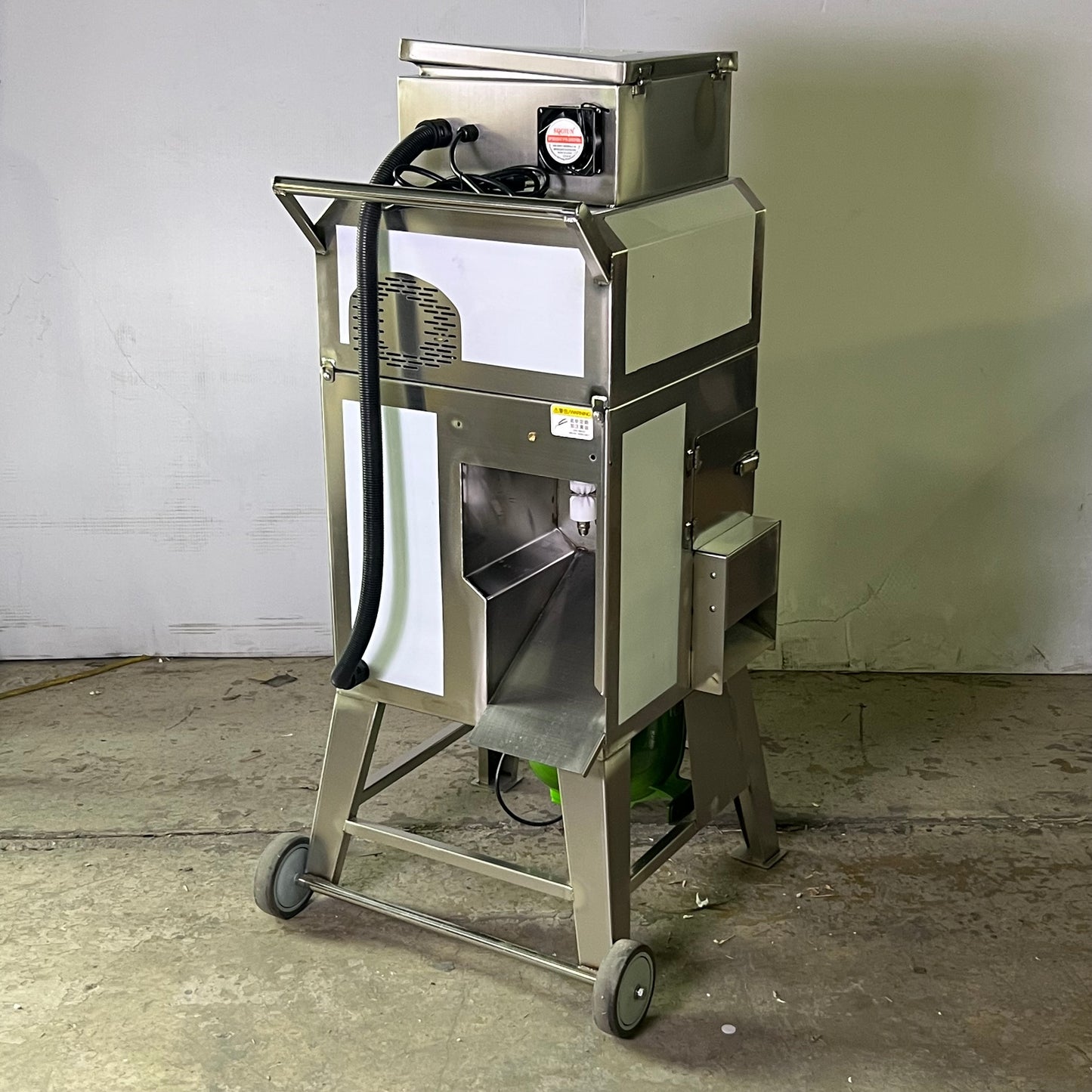 Fresh Corn Thresher 208V 18" x 18" x 48"H SLLIJX250307001 (AS-IS, Aesthetic Damage)