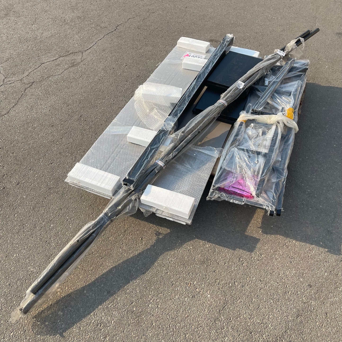 ZA@ Pallet of MIXED Desk Parts, Spa Parts, UV PVC, & Ladder (AS-IS)