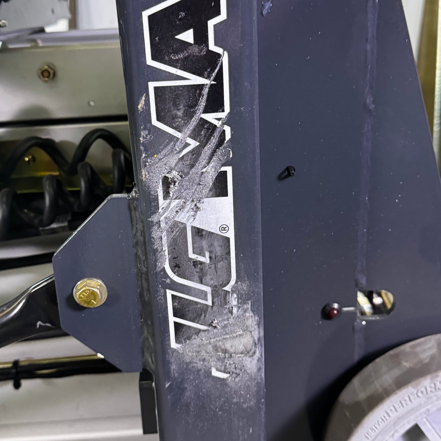 JLG Powered Portable Lift Max 352 Lbs  72"H x 50"W Grey NMB-001