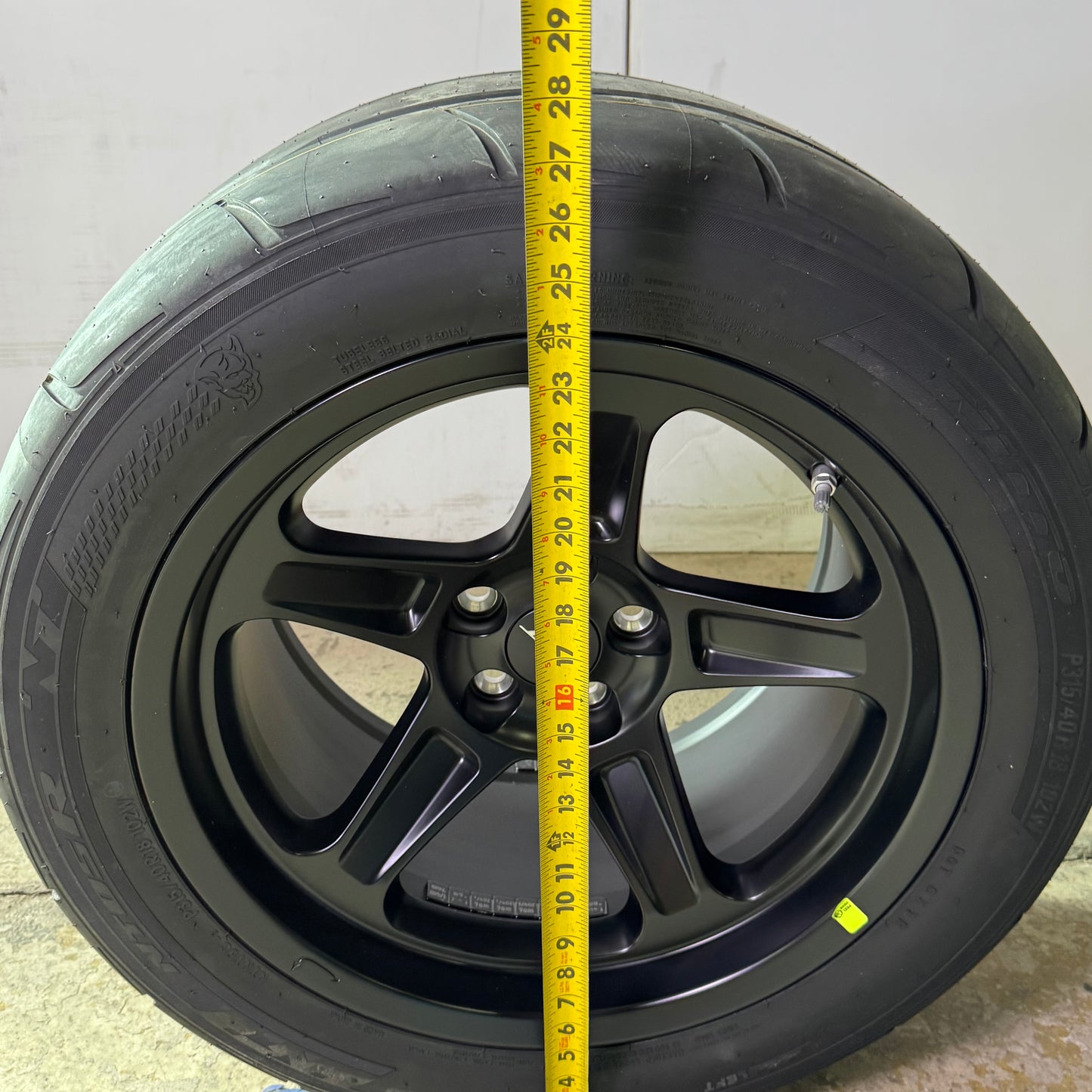 SRT (SET OF 4) Dodge Challenger SRT Demon Wheels & Tires Sz P315/40R18 102W, DOT 3M53917 Black