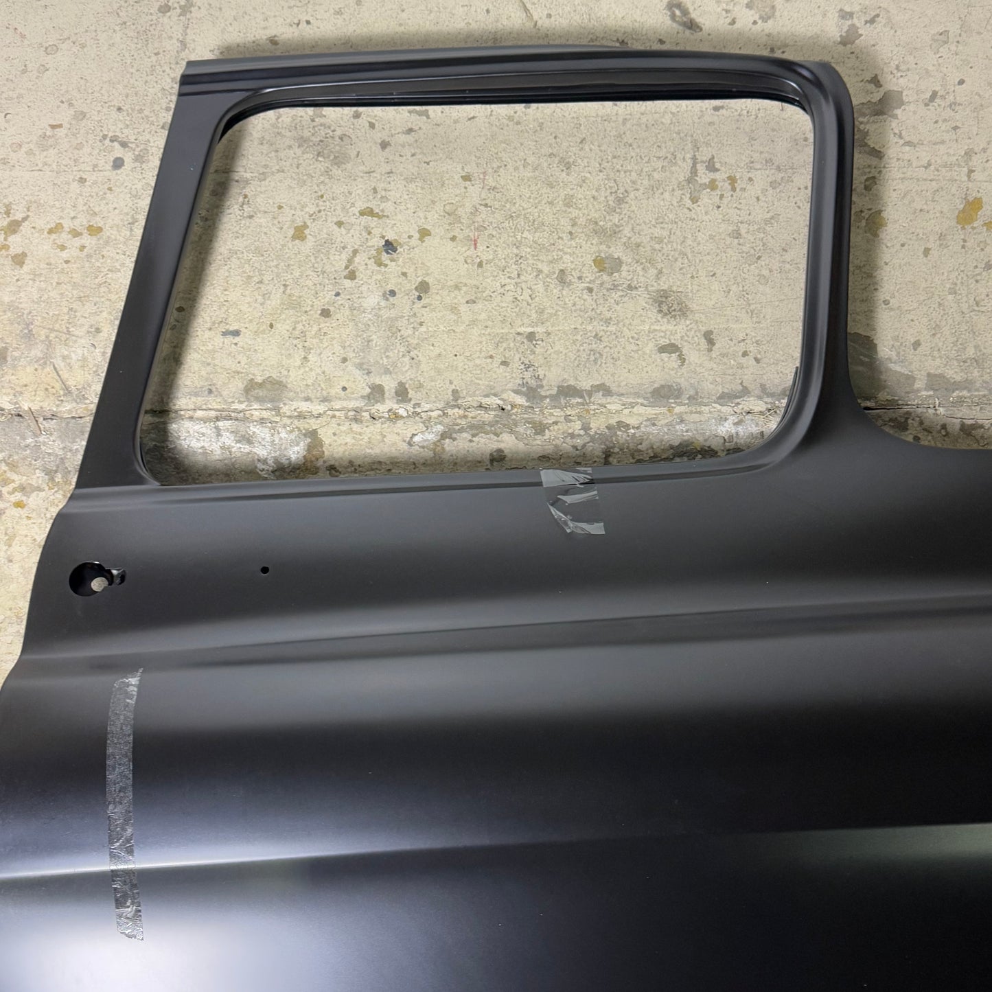 ZA@ CLASSIC Auto Metal Direct X500-4055-R Door Shell 1955-1959 GM Truck Passenger Side Sz 53”Hx38”W (AS-IS, Damage)