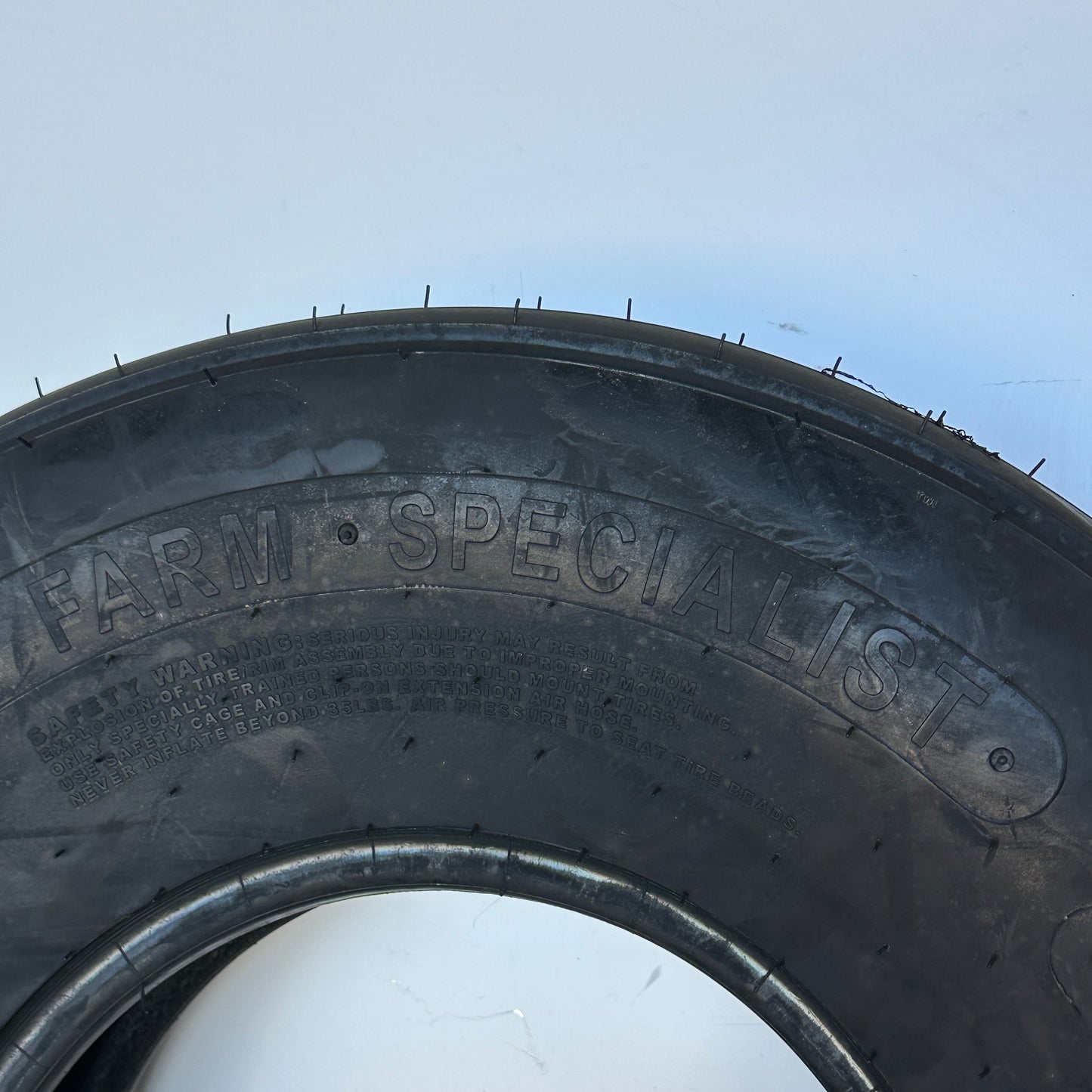 CARLSTAR Farm Specialist Tire Model: 10.00-15 SL Tubeless Tire