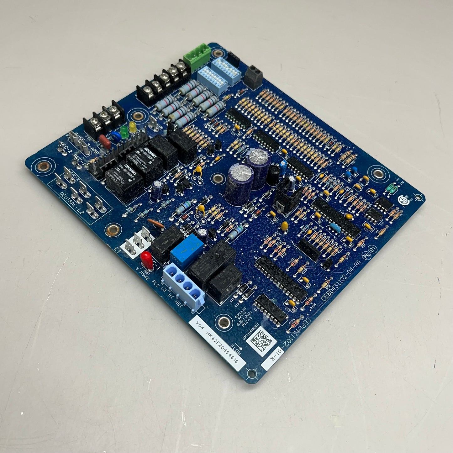 CARRIER Control Board For HVAC Systems As-is Slightly Used (see images) 9.6"x7.6"x1.3" HK42FZ066