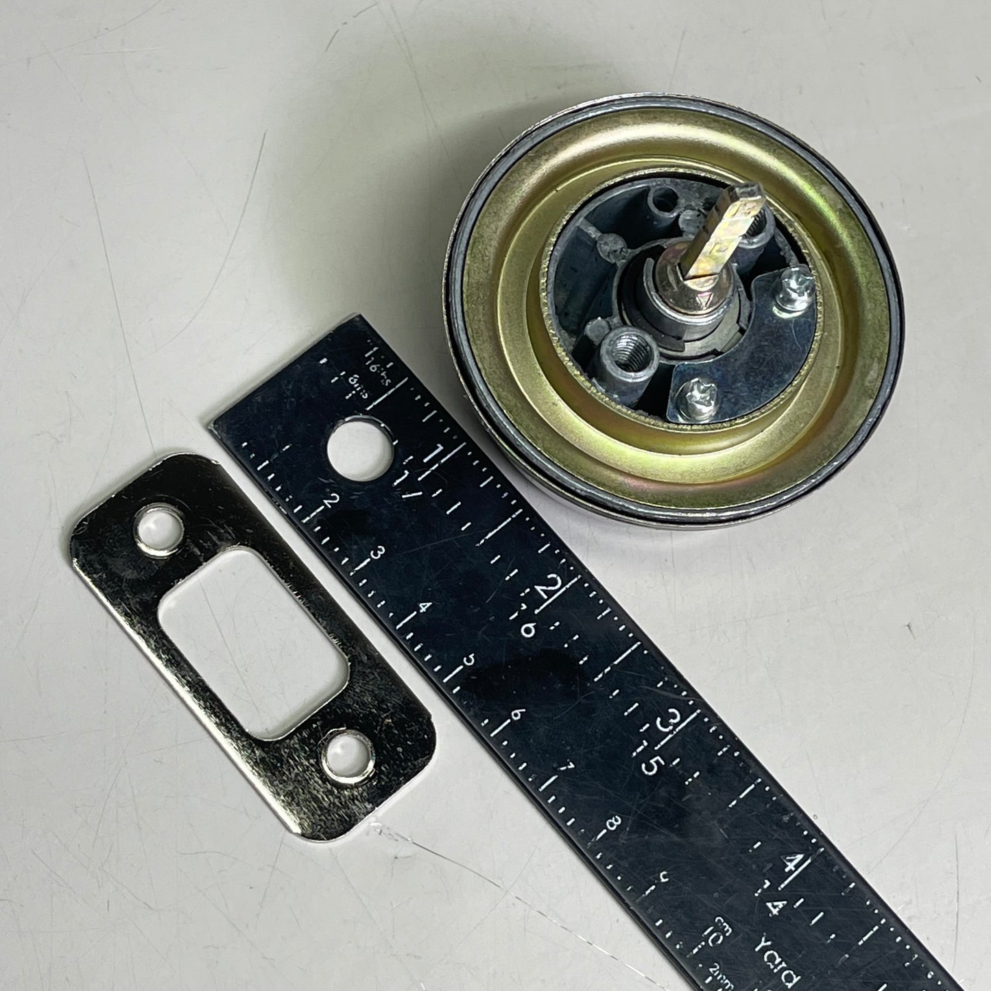 YALE Double Cylinder Deadbolt Satin Nickel 840-DBL.CYL