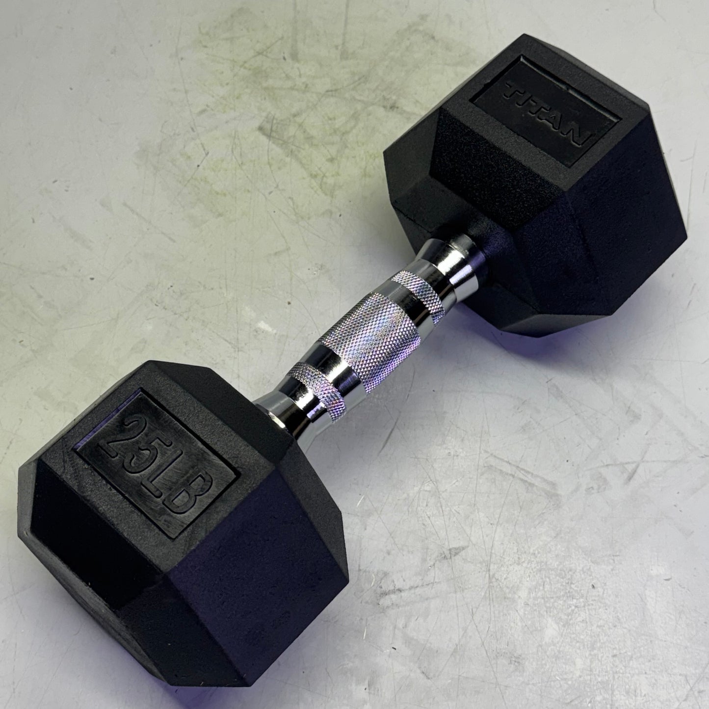 TITAN FITNESS (2 PACK) Black Rubber Coated Hex Dumbbell Single 25lb HEXDBB_25