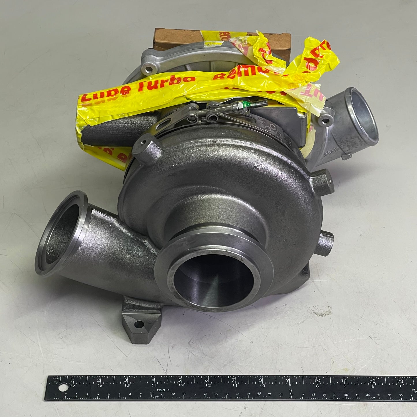 OE-TURBOPOWER Turbocharger For Ford F-250, 350, 450 Super Duty Steel D1004