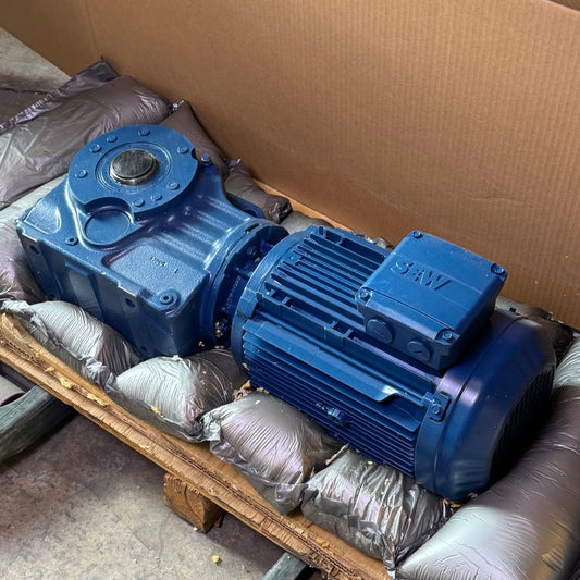 SEW EURODRIVE Gear Motor 230/460V, Blue KA67/T DRN100LM4