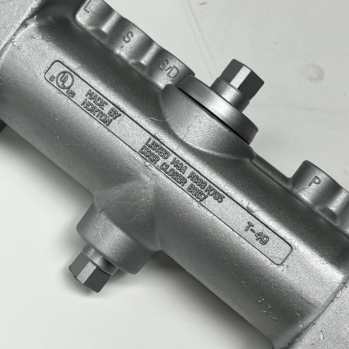 ASSA ABLOY Norton Rixson Door Controls Closerplus Arm Silver CPS7500 689