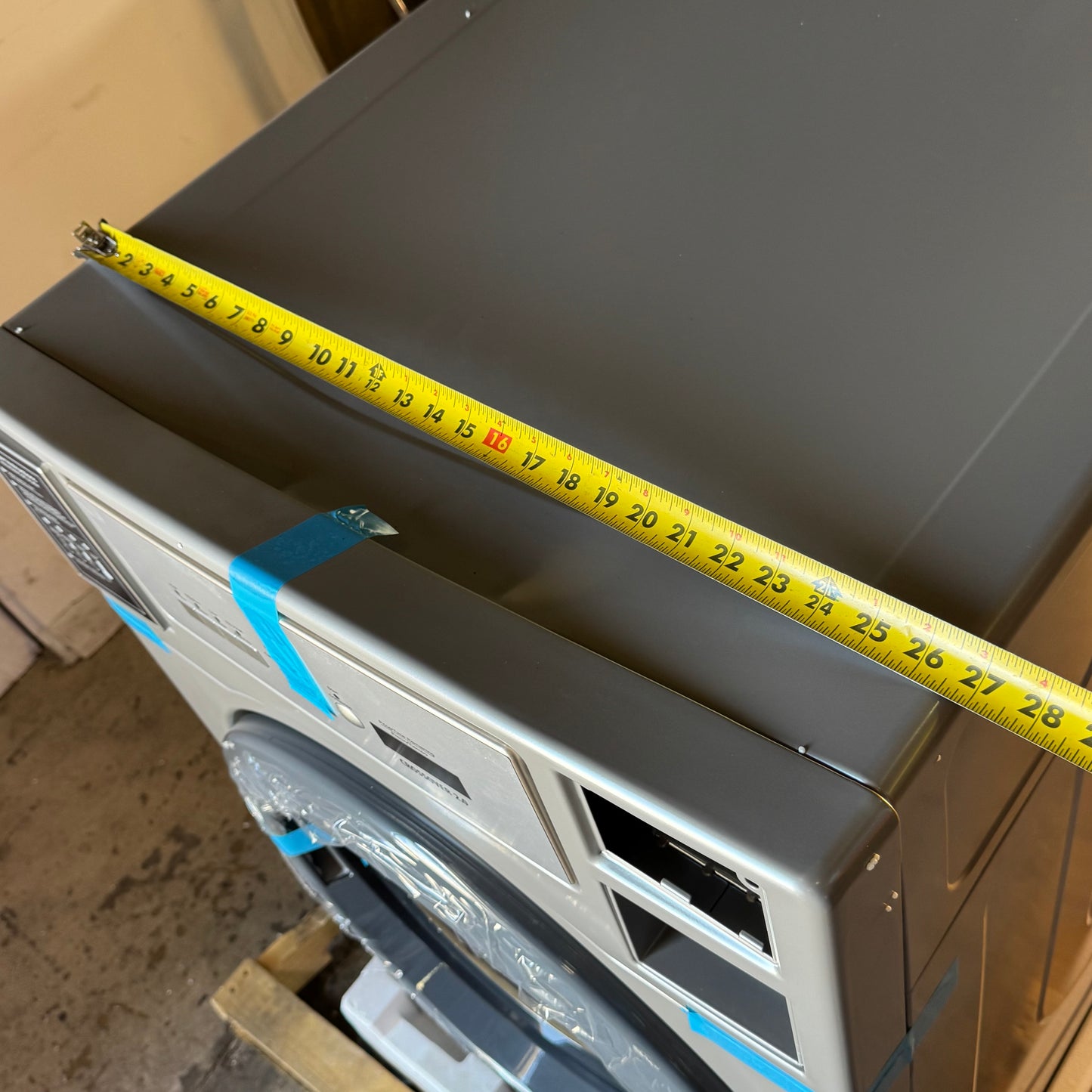 LAUNDRYLUX Commercial Laundry, Front Load Washing Machine Sz 26.5"W x 29.5"L x 45"H CDEB2 (New Other, Cosmetic Damaged)