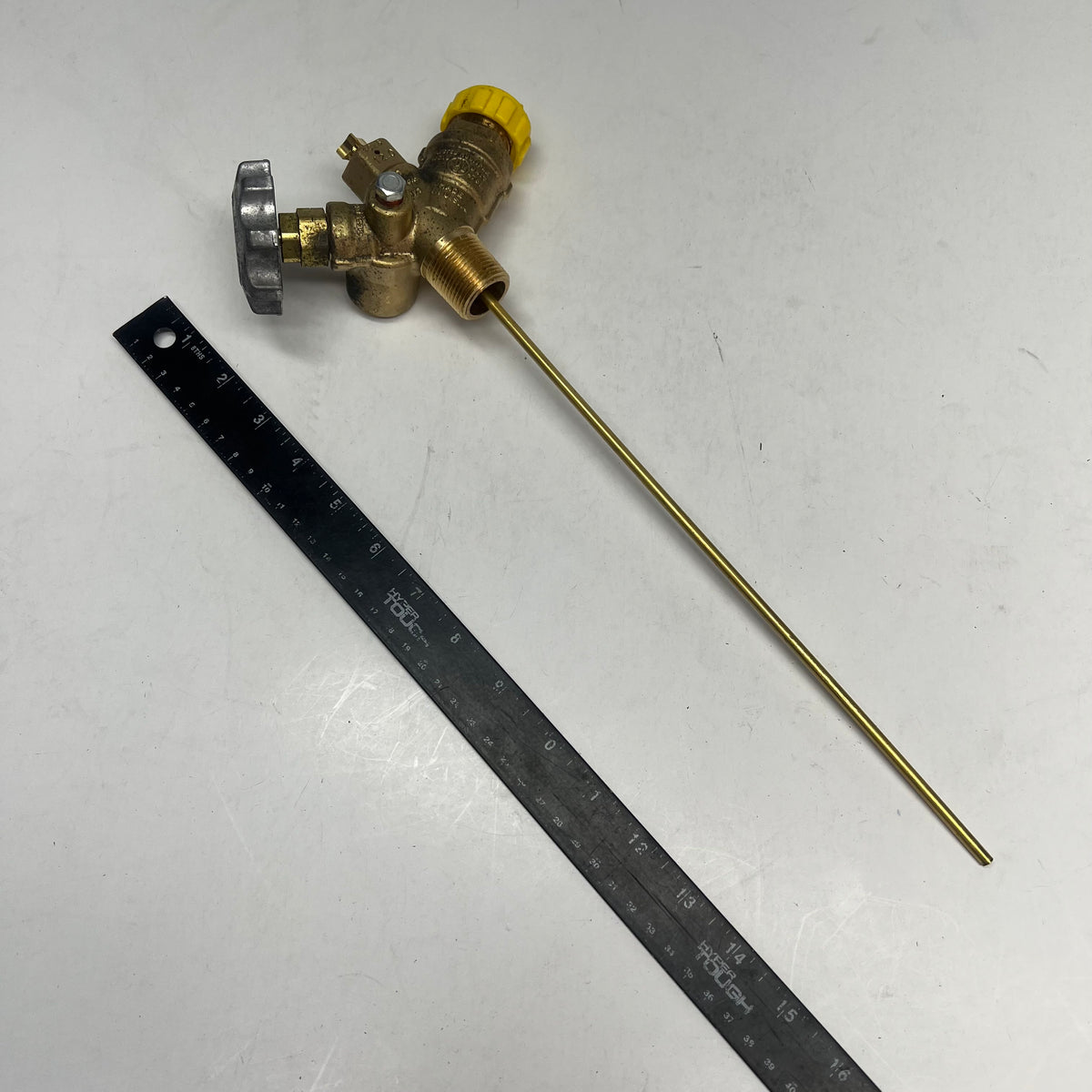 RAGO Propane Tank Replacement Multivalve  3/4" mnpt thread 15"L Brass 7556R