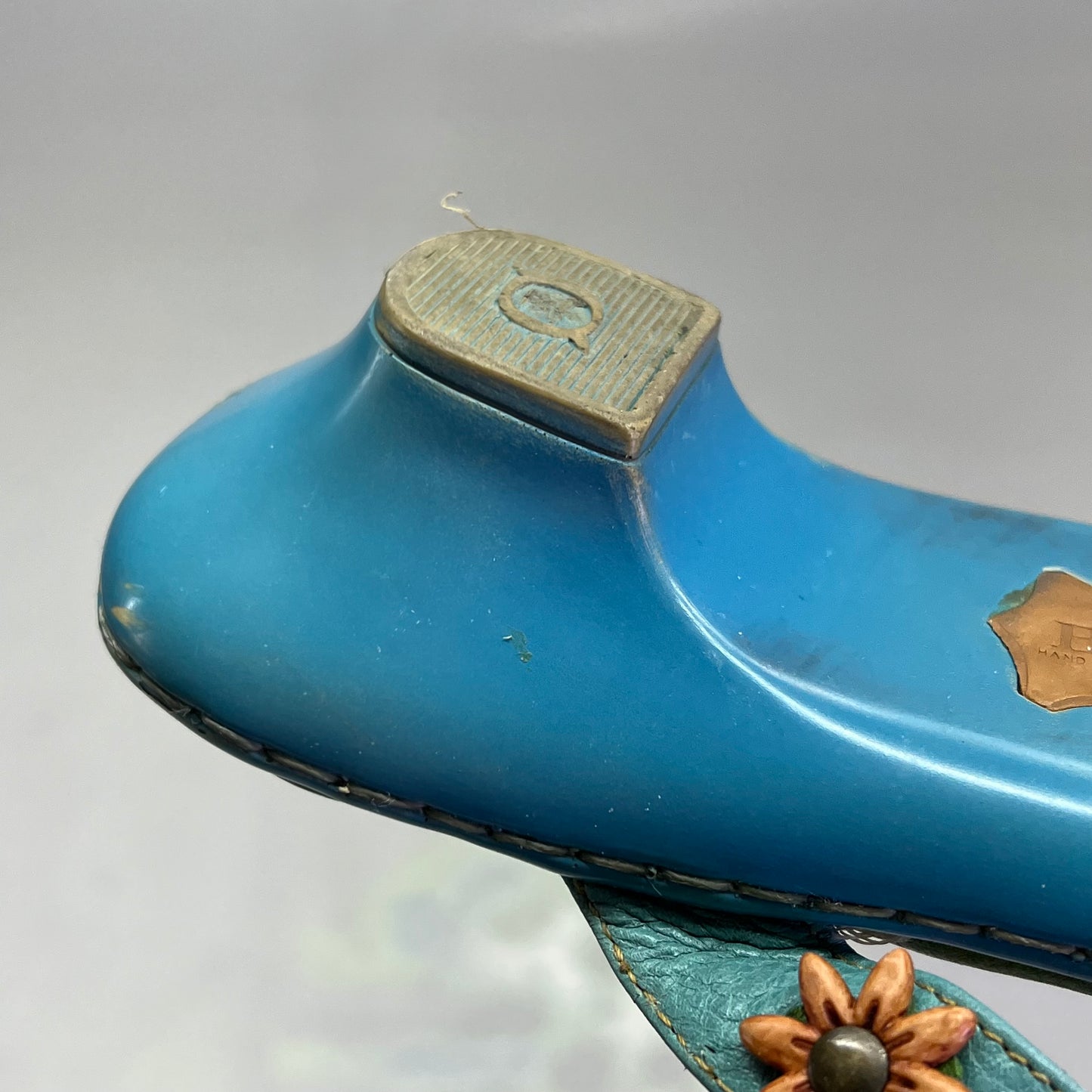 BORN Leather Beaded Flower Sandal W/ Heel Women's Sz 12 Green/Blue (Used)