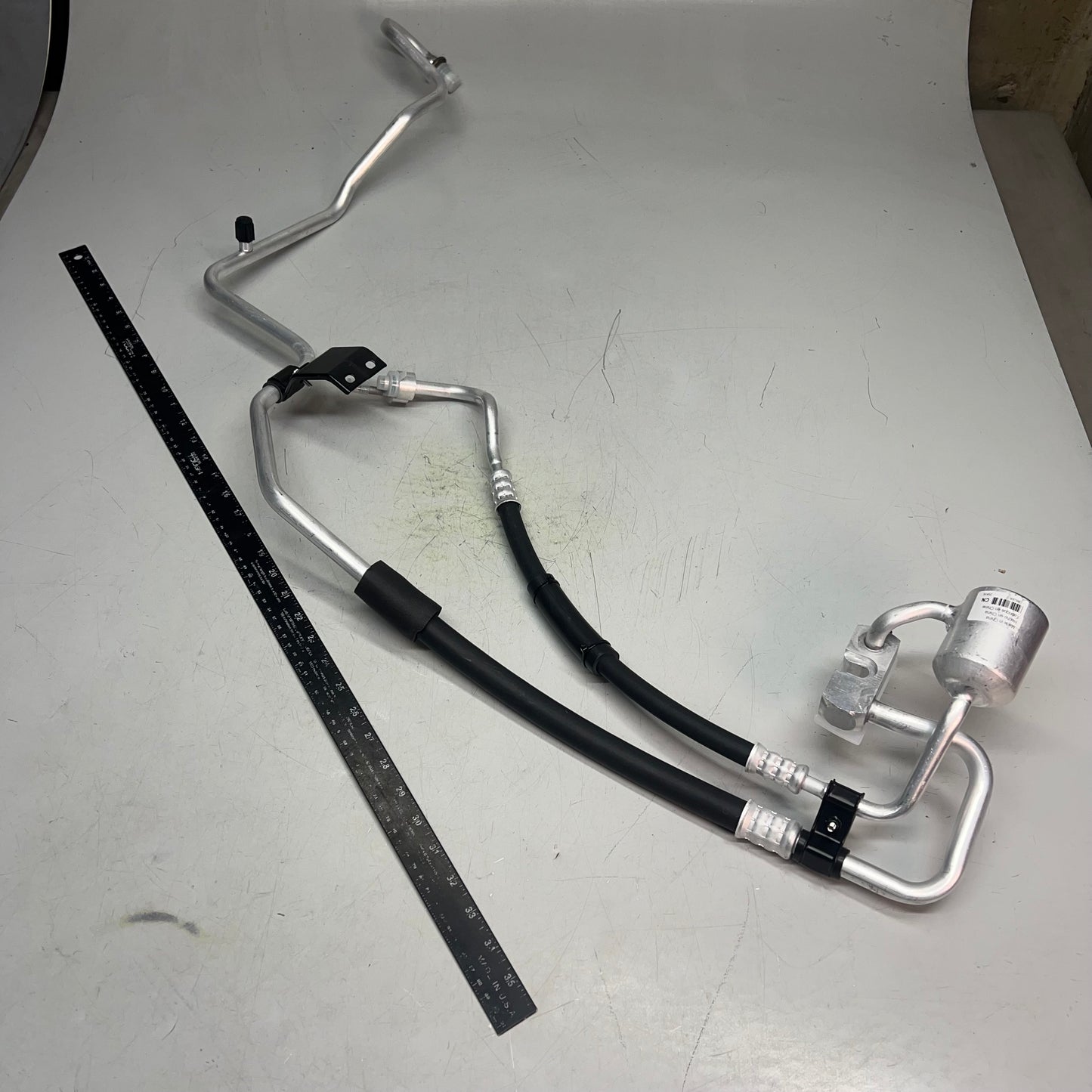 FOUR SEASONS A/C Hose Assembly For Ford & Mercury Vehicles 66102