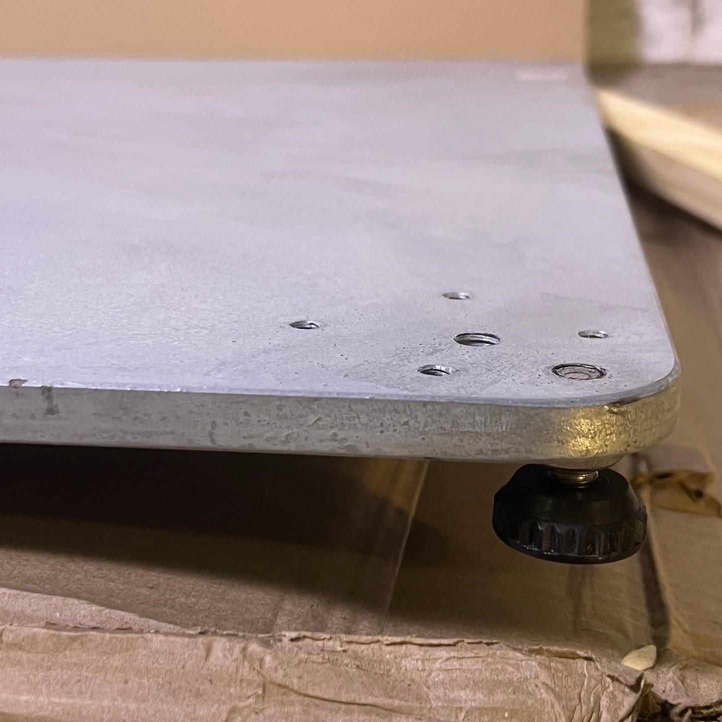 Square Galvanized Steel Plate for Patio Umbrellas Sz 31.5" x 31.5" (New Other, Distressed Box)