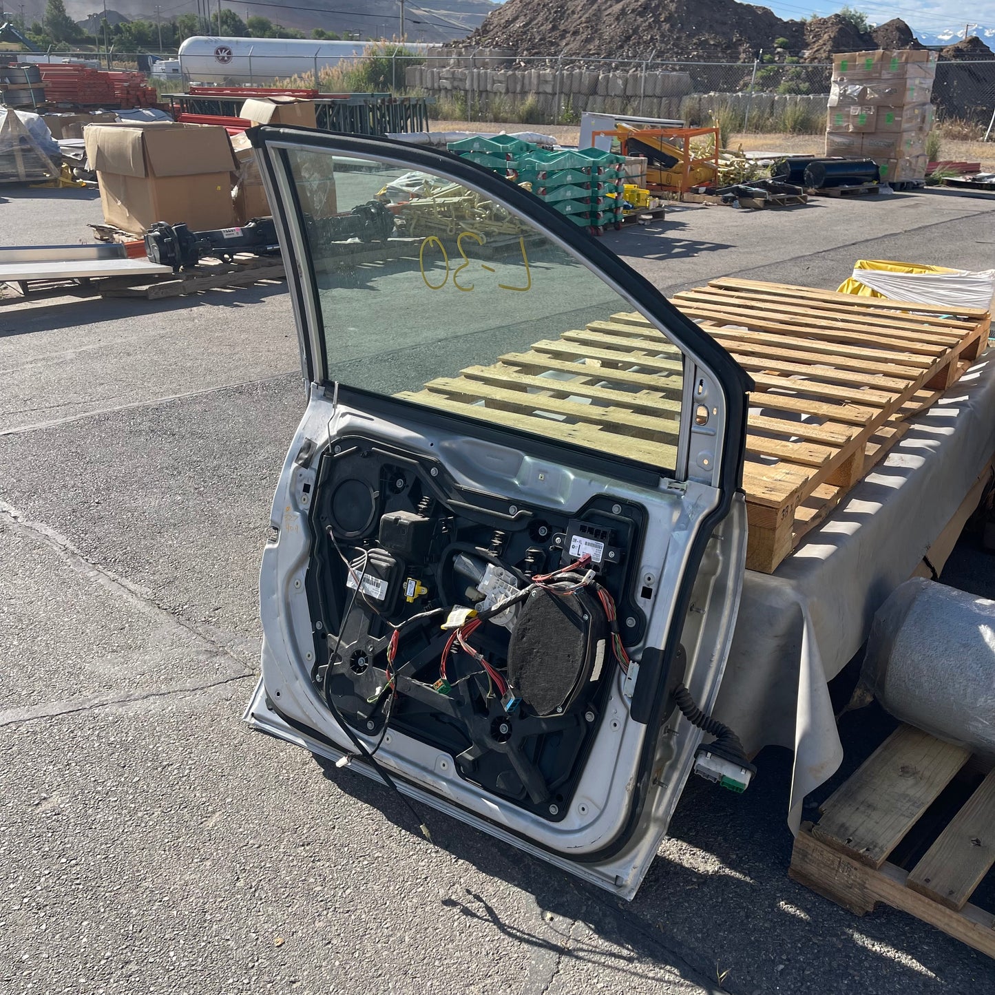 ZA@ DODGE Left Front Door for Grand Caravan 2012 Silver (AS-IS)