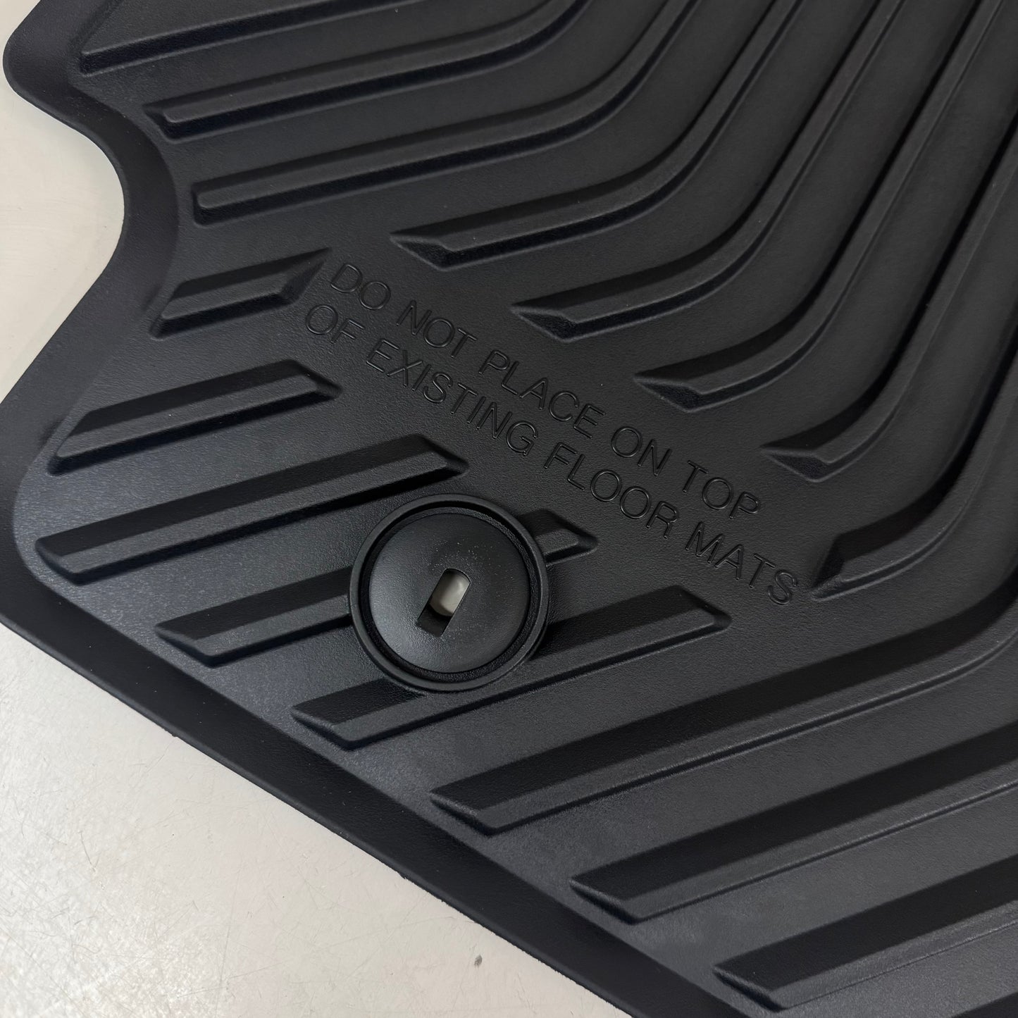 KIA (4 Piece) All Weather Floor Mats Complete Set for Forte 2020-2024 Black M6F13AC000