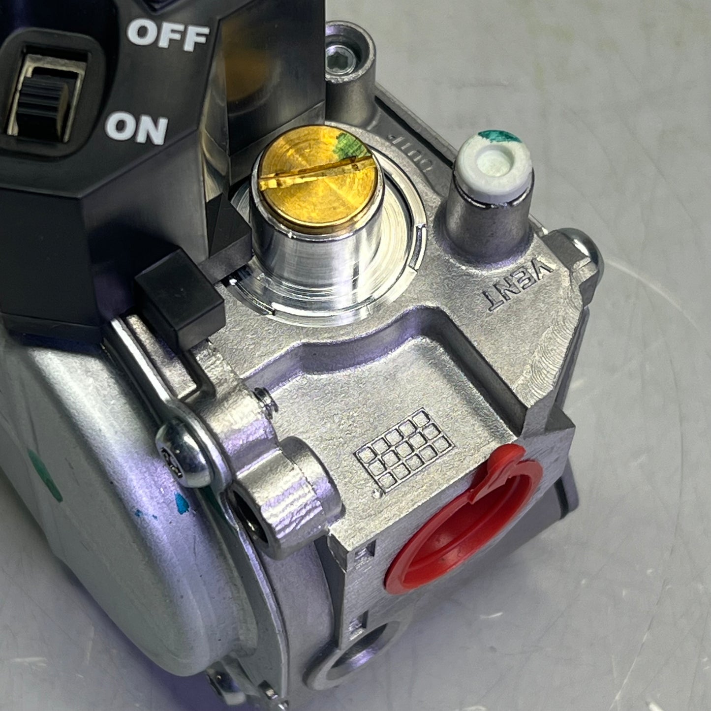 FAST OEM WC Nat 1/2" Gas Valve HVAC Equipment 24v 3.5" 1190408