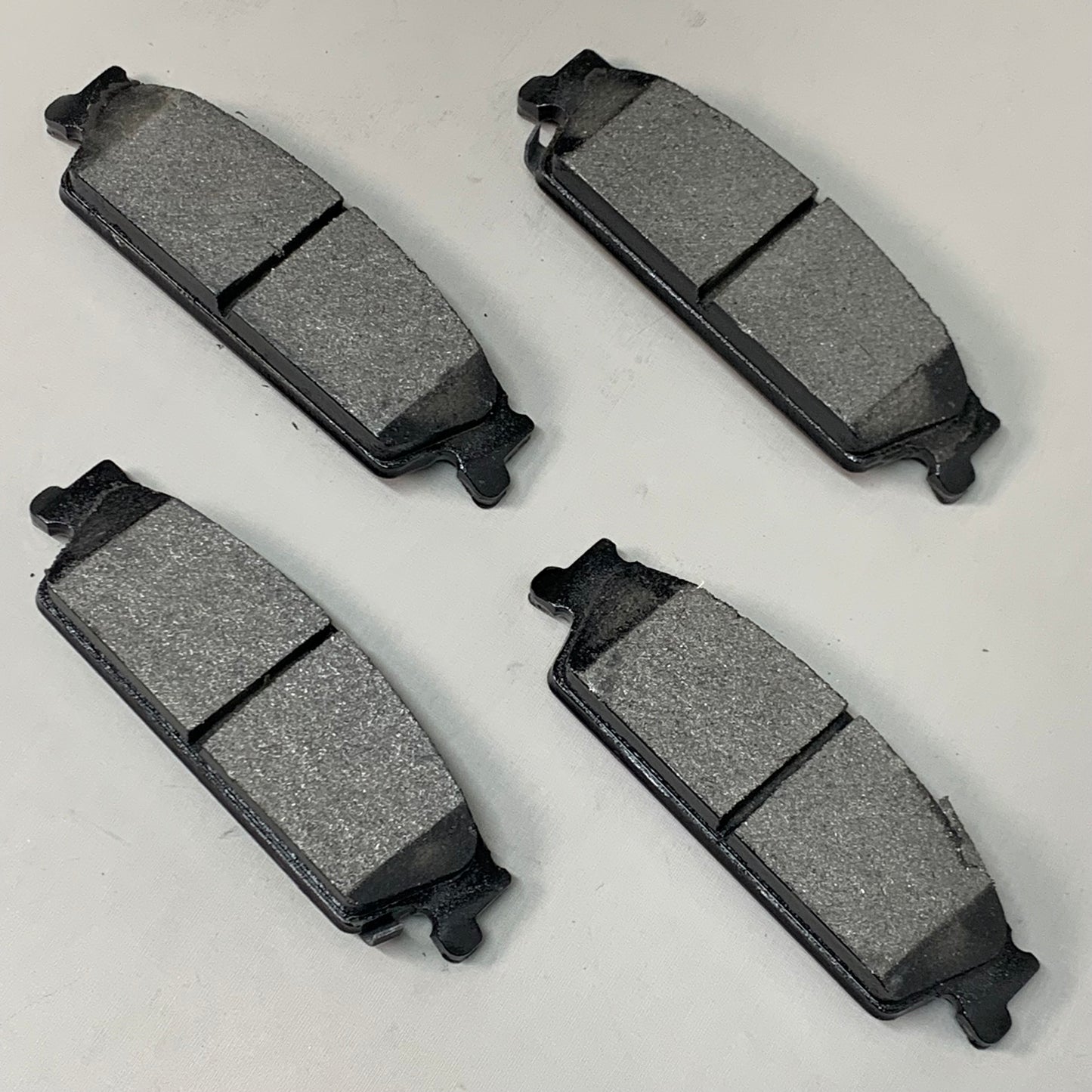 WAGNER SD Semi-Metallic Rear Disc Brake Pads Set Black 5 1/2" x 2" SX1194